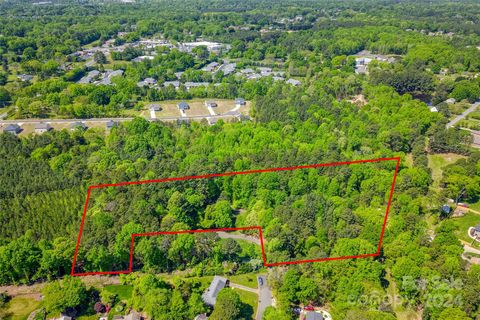 Photo of 00 Lake Bluff Drive, Mint Hill, NC 28105 (MLS # 4126959)