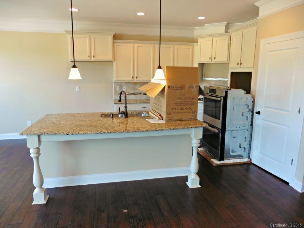 Lake Ridge - Residential