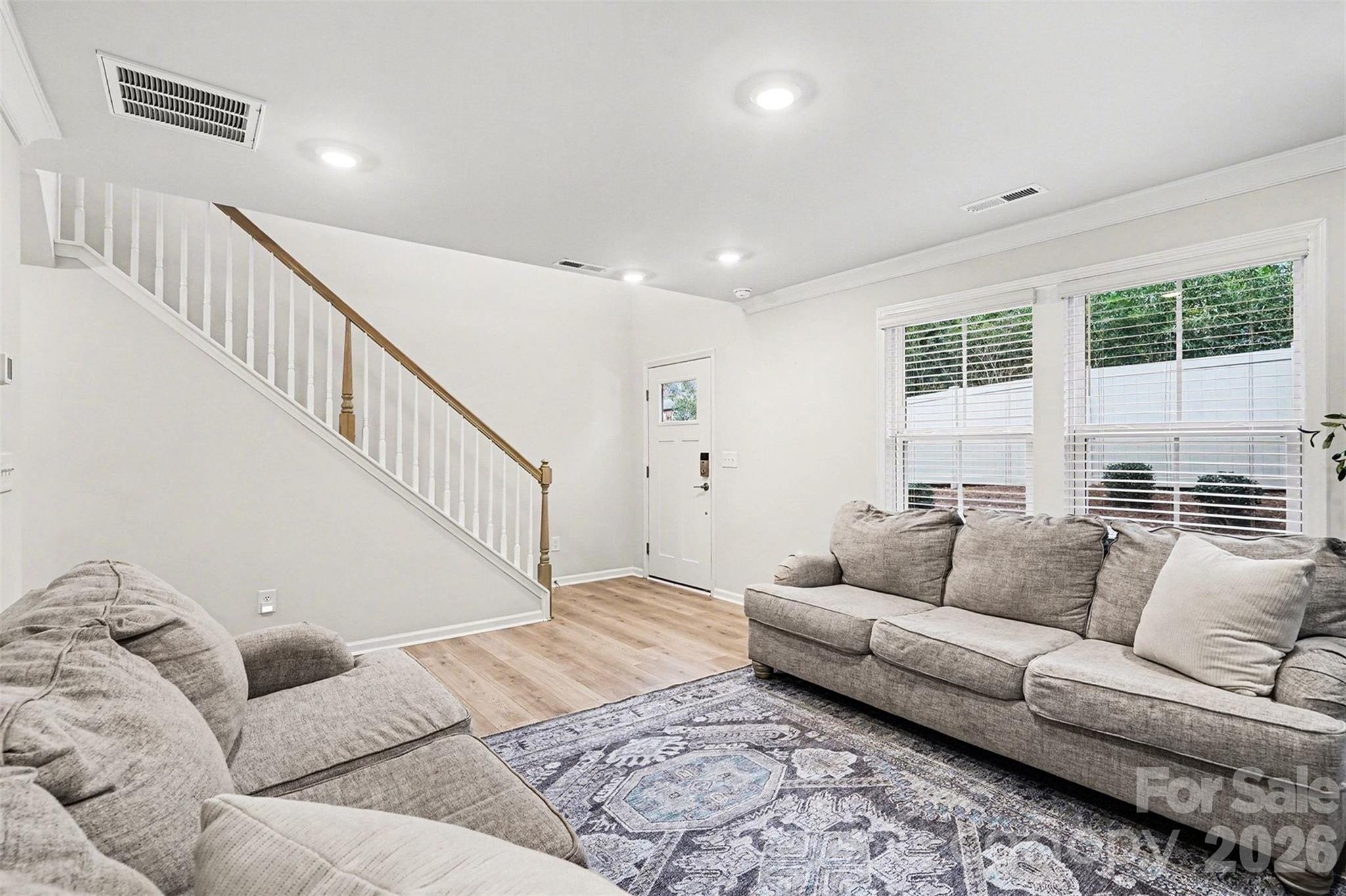 Hudson Oaks Townhomes - Residential