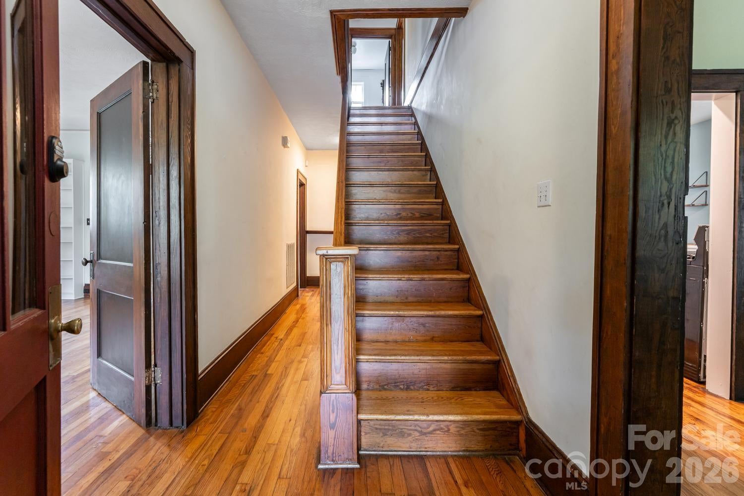 3 Woodlawn Avenue