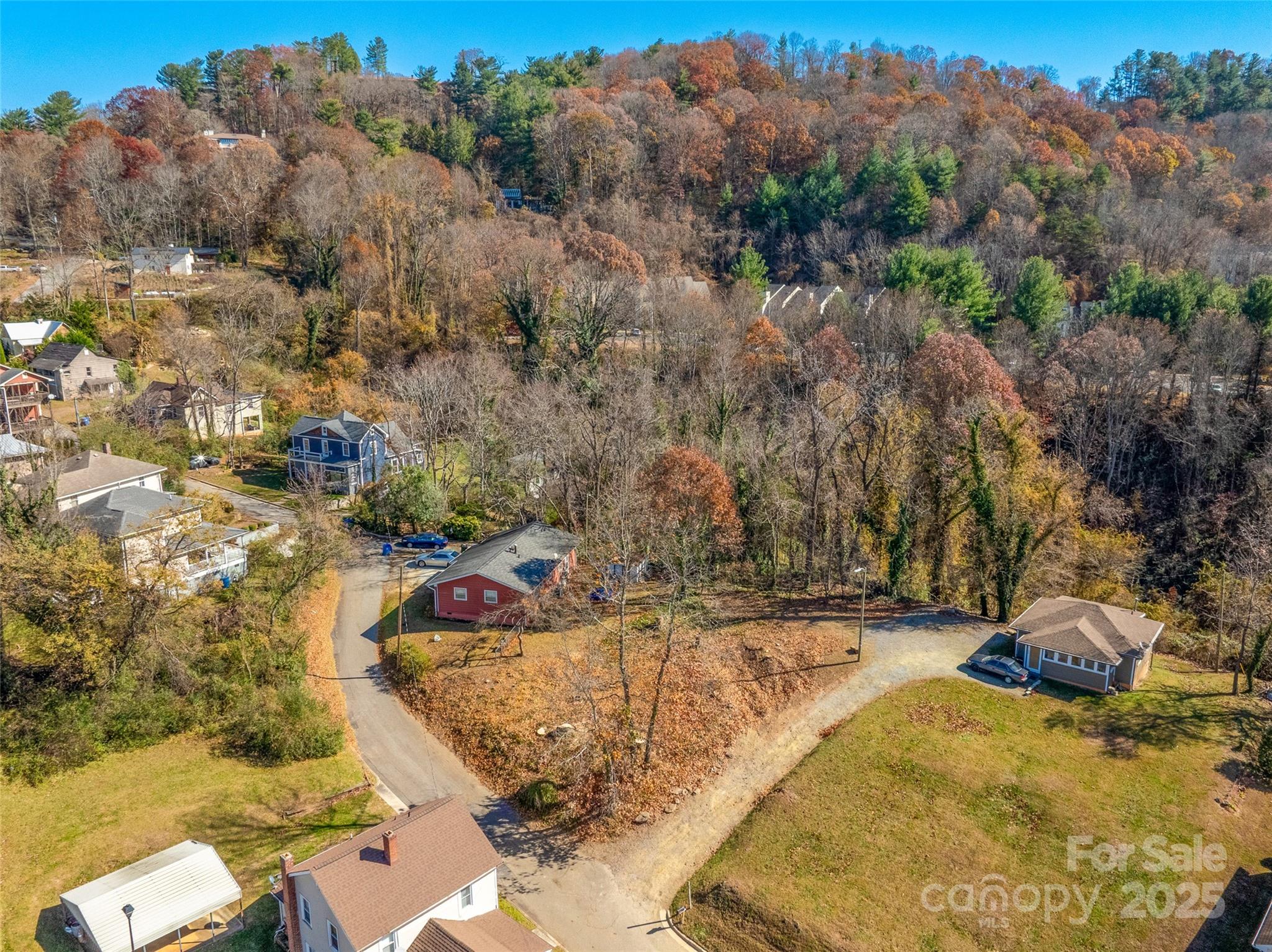 225 S Beaumont Street