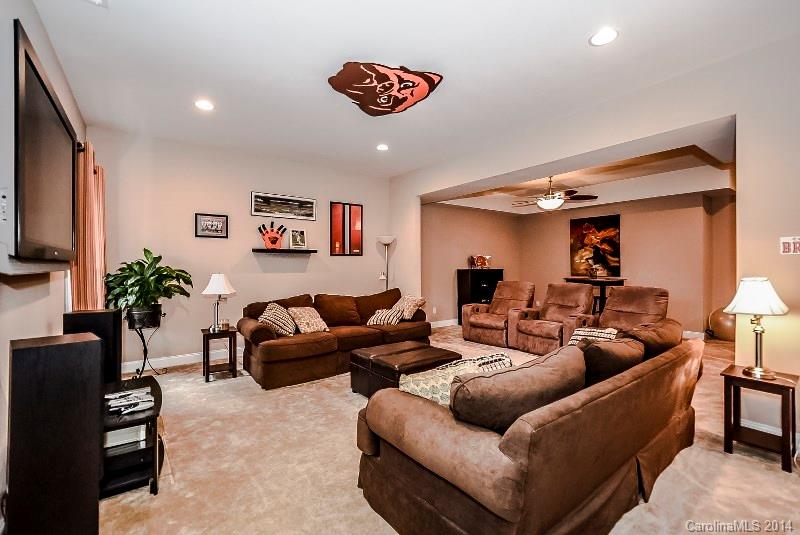 Lake Shore - Residential