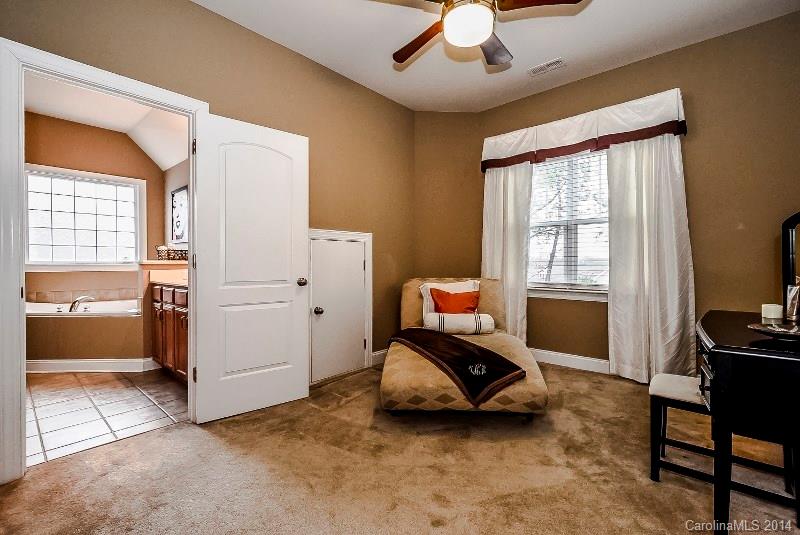 Lake Shore - Residential