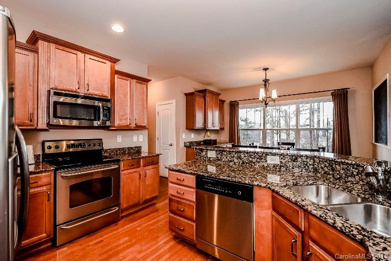 Lake Shore - Residential