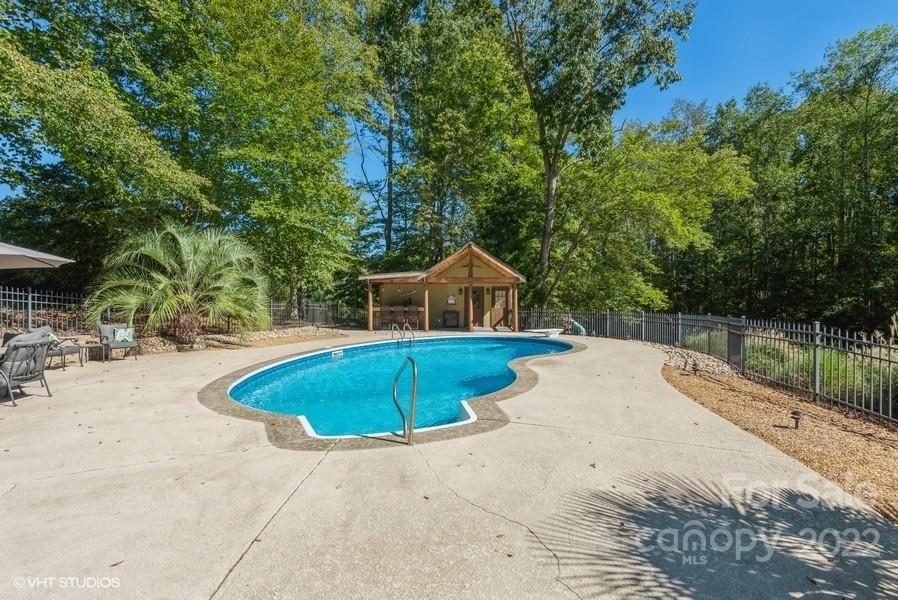 Cobblestone - Residential