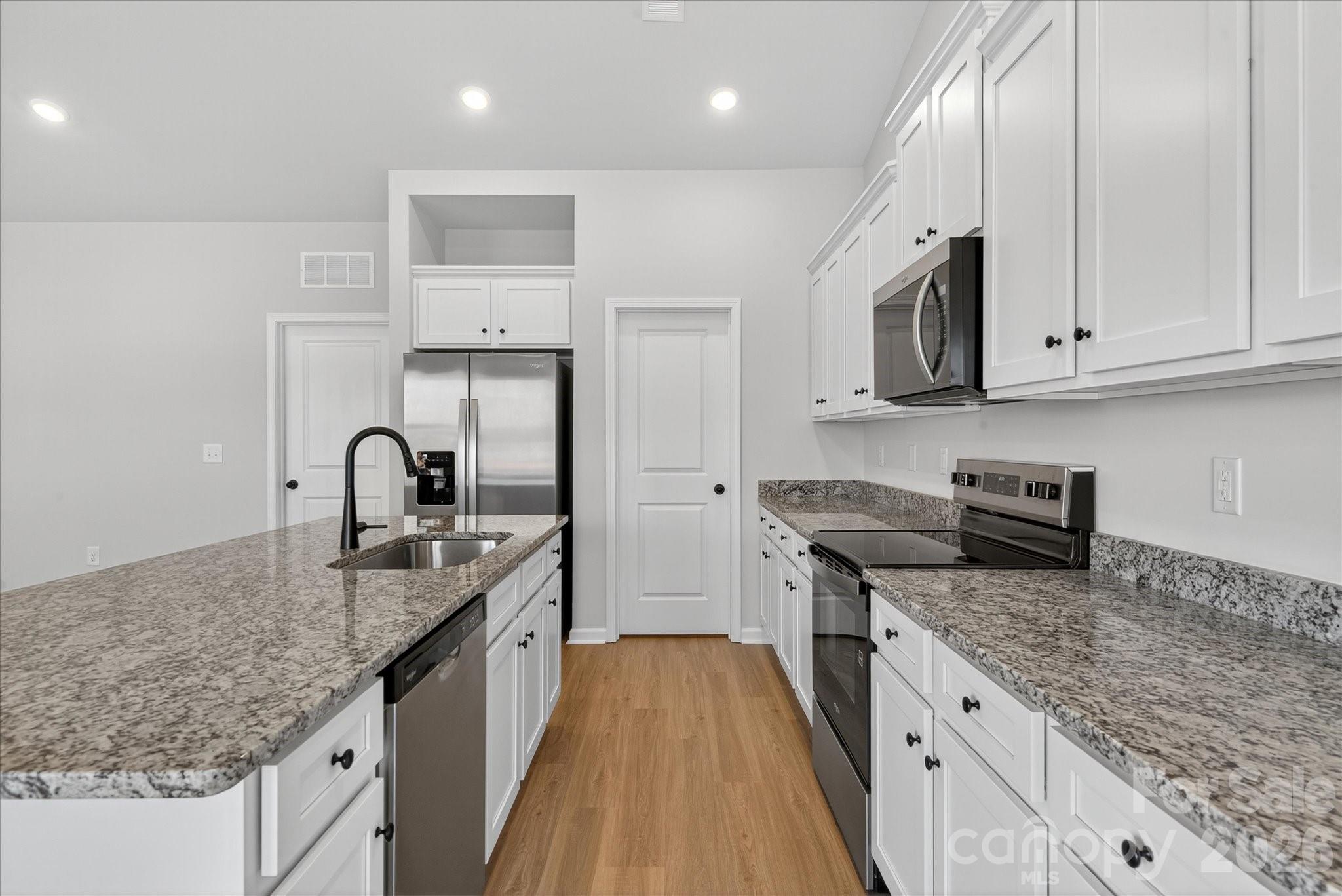 Knights Bridge - Residential