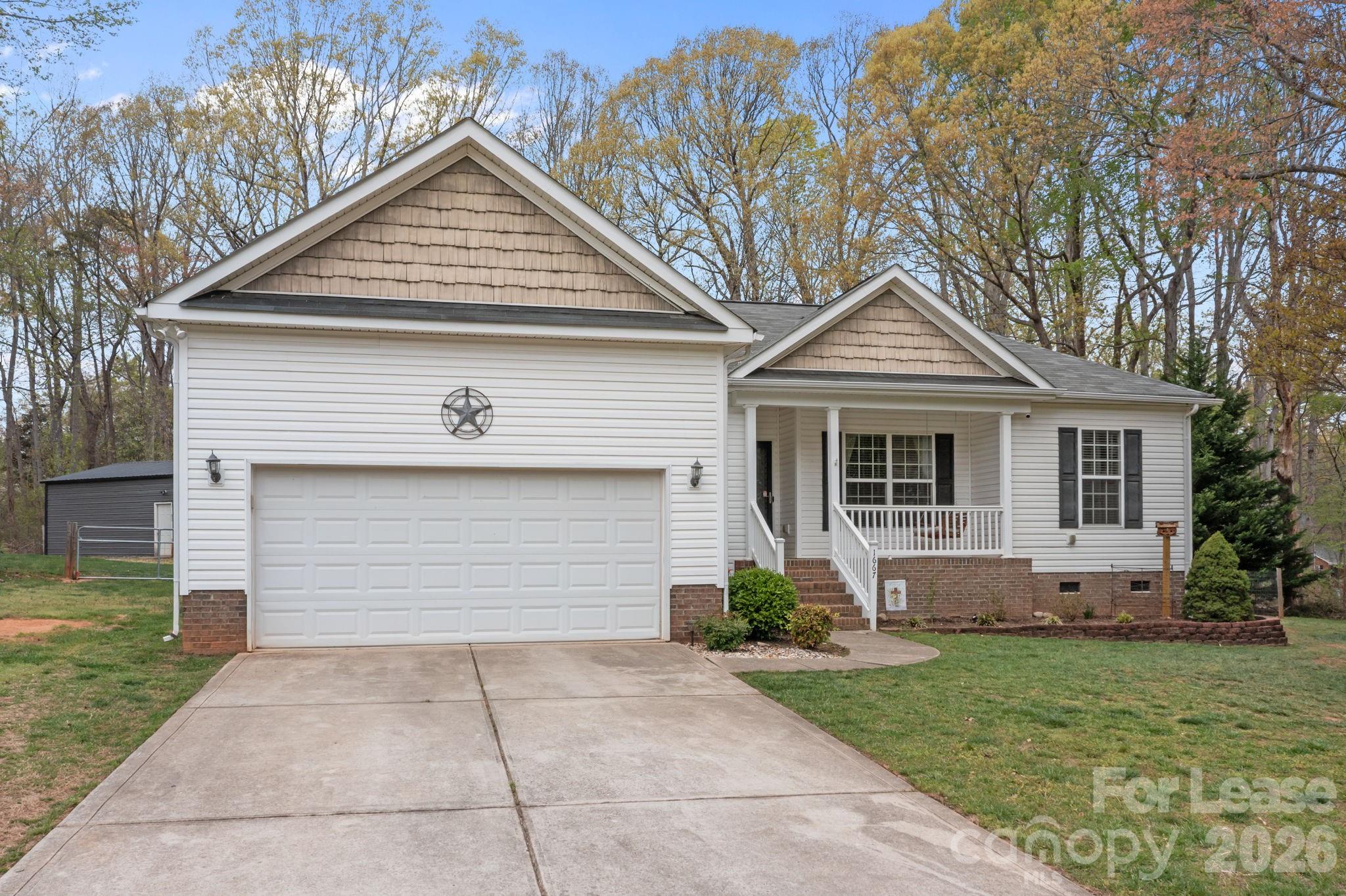1667 Warwick Court