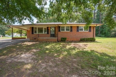 Photo of 901 S 10th Street, Bessemer City, NC 28016 (MLS # 4418802)