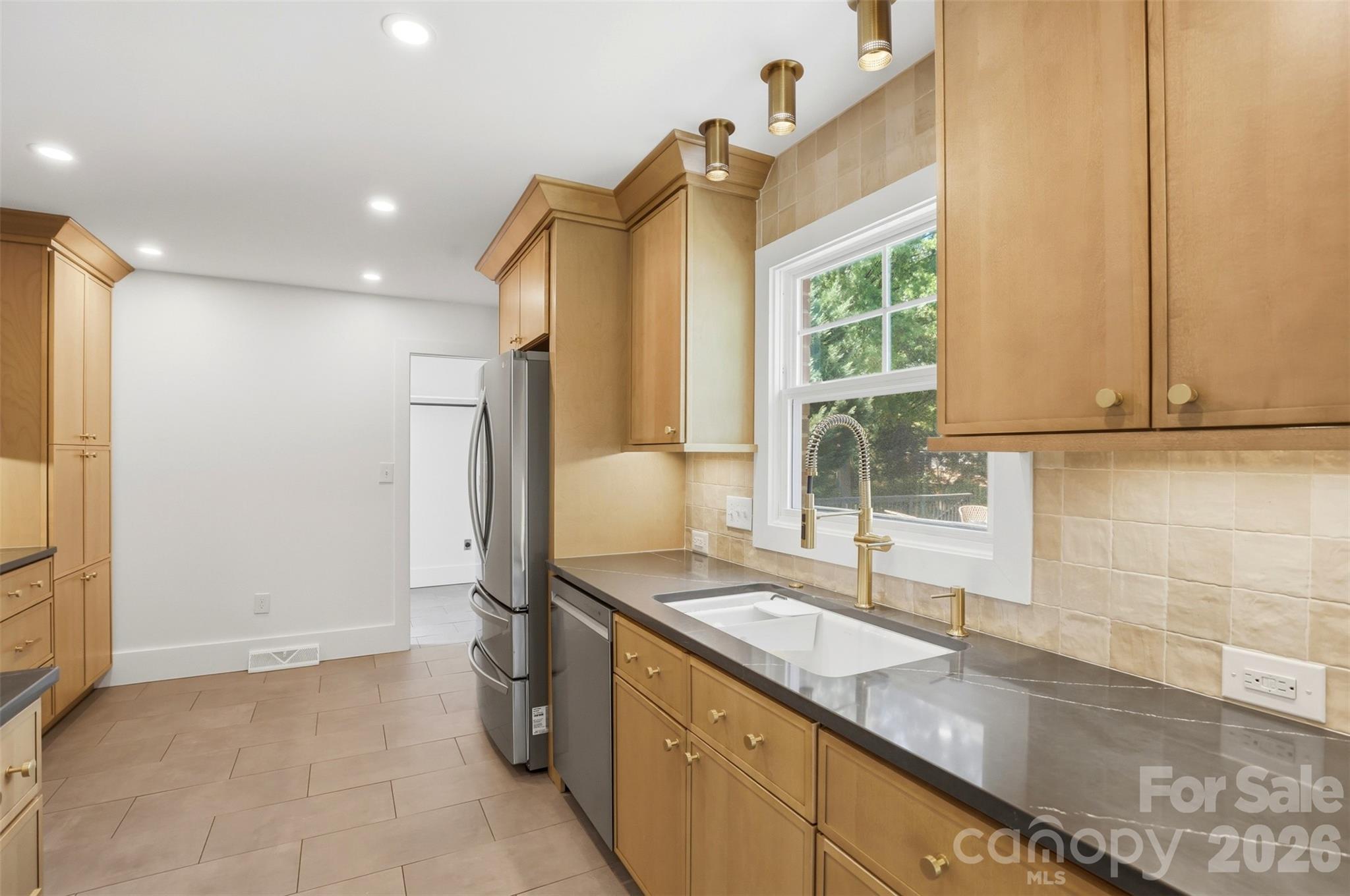 Sardis Woods - Residential