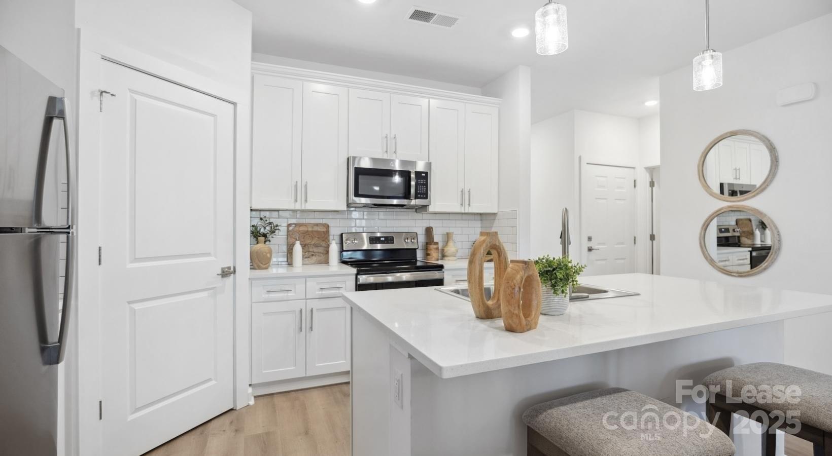 Mooresville, North Carolina 28117, United States, 3 Bedrooms Bedrooms, ,2 BathroomsBathrooms,Residential,Active,229570