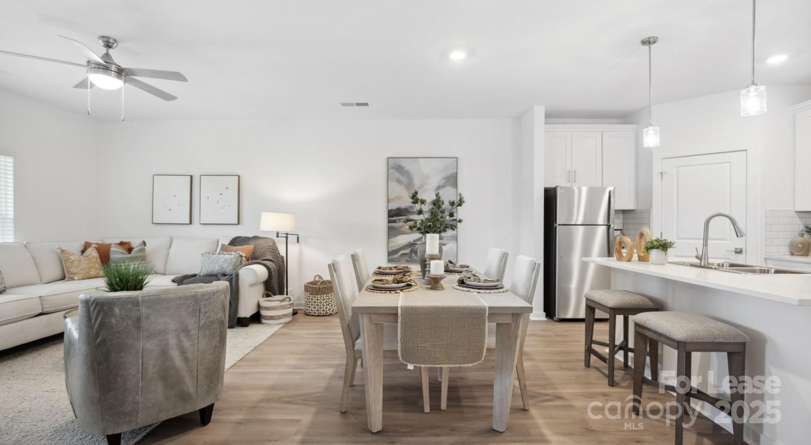 Mooresville, North Carolina 28117, United States, 3 Bedrooms Bedrooms, ,2 BathroomsBathrooms,Residential,Active,229570