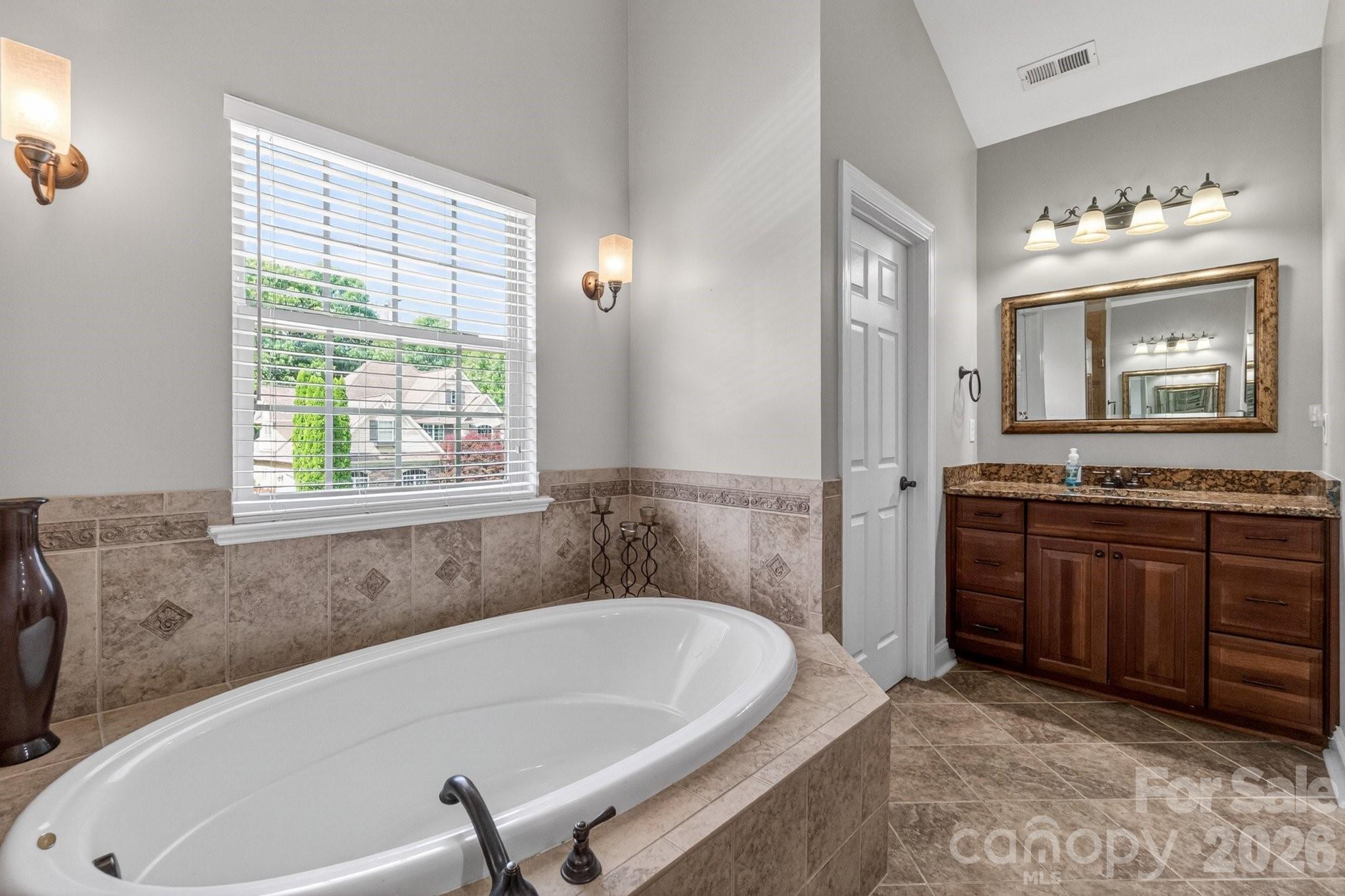 Treetops At Cowans Ford - Residential