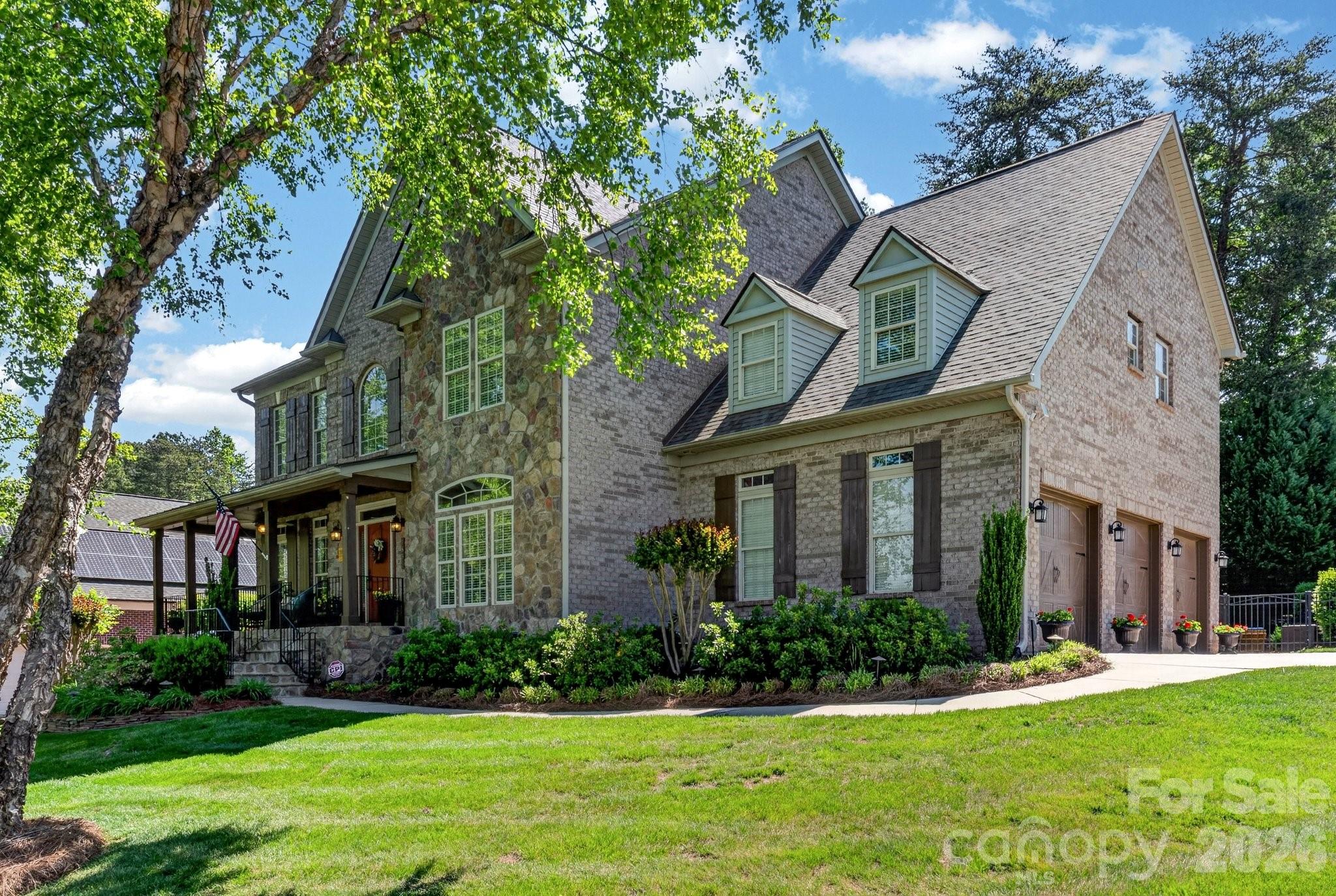 Treetops At Cowans Ford - Residential