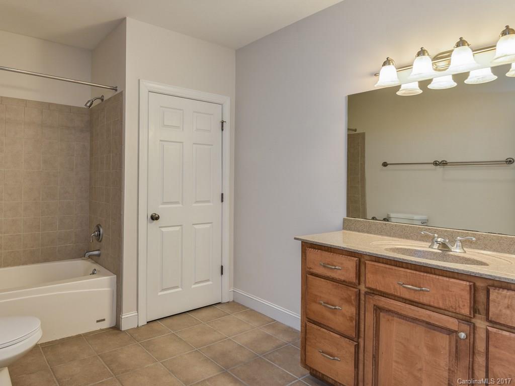 Laurel Woods - Residential