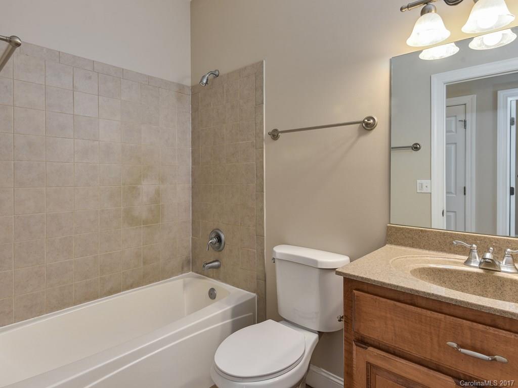 Laurel Woods - Residential