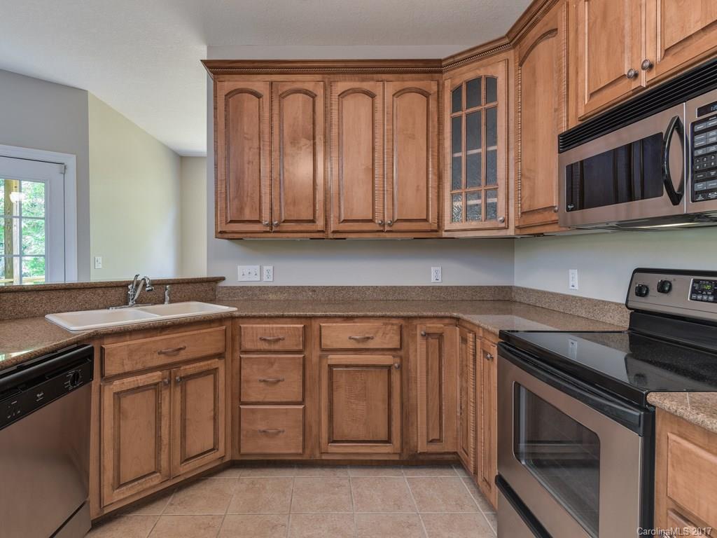 Laurel Woods - Residential