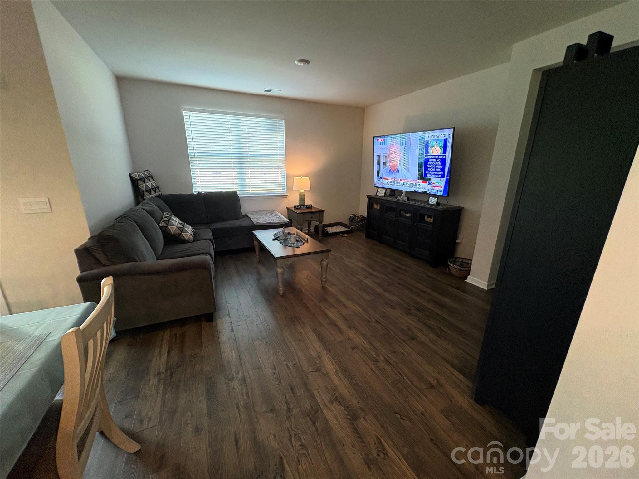 1404 Greenock Lane