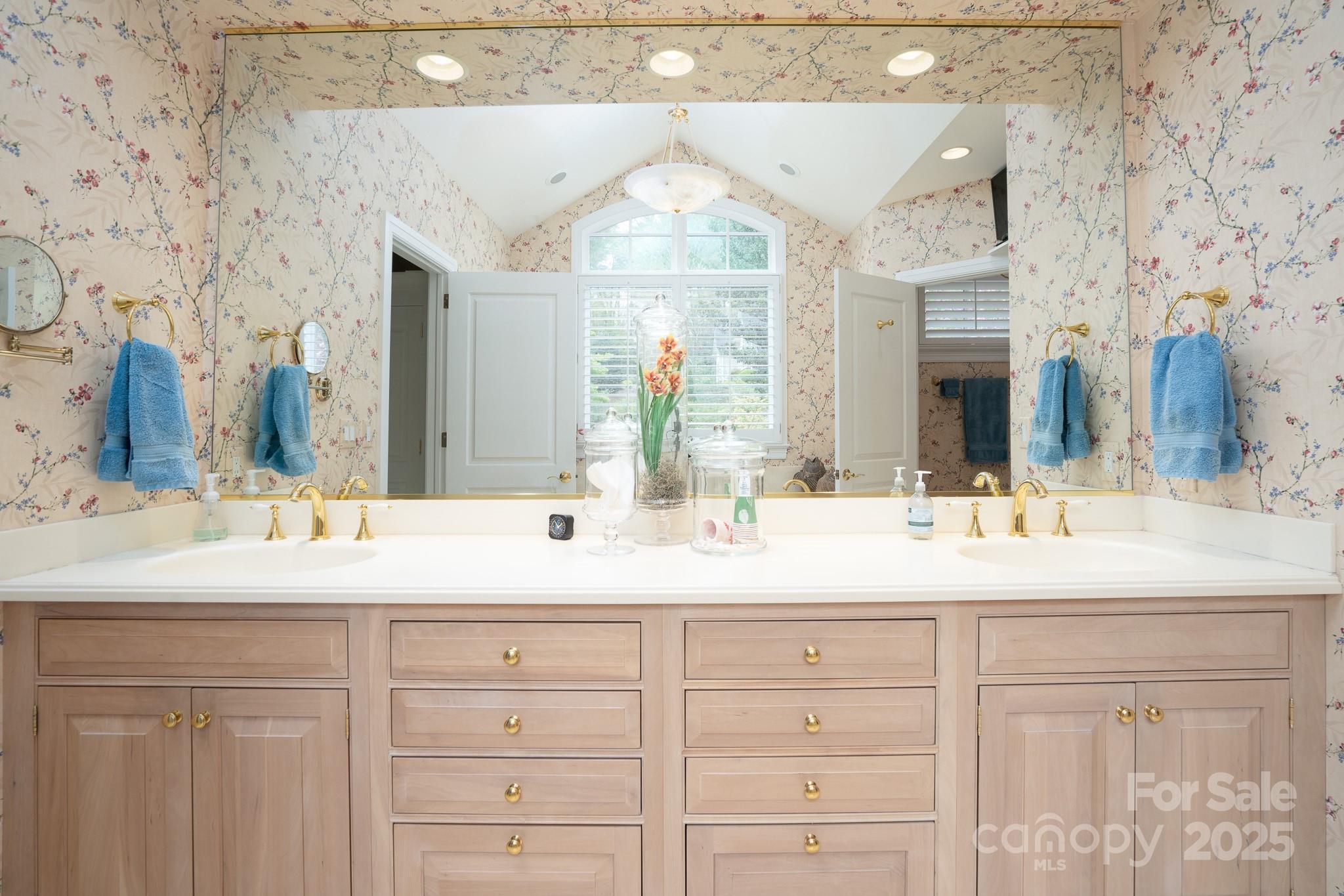 Uwharrie Point - Residential