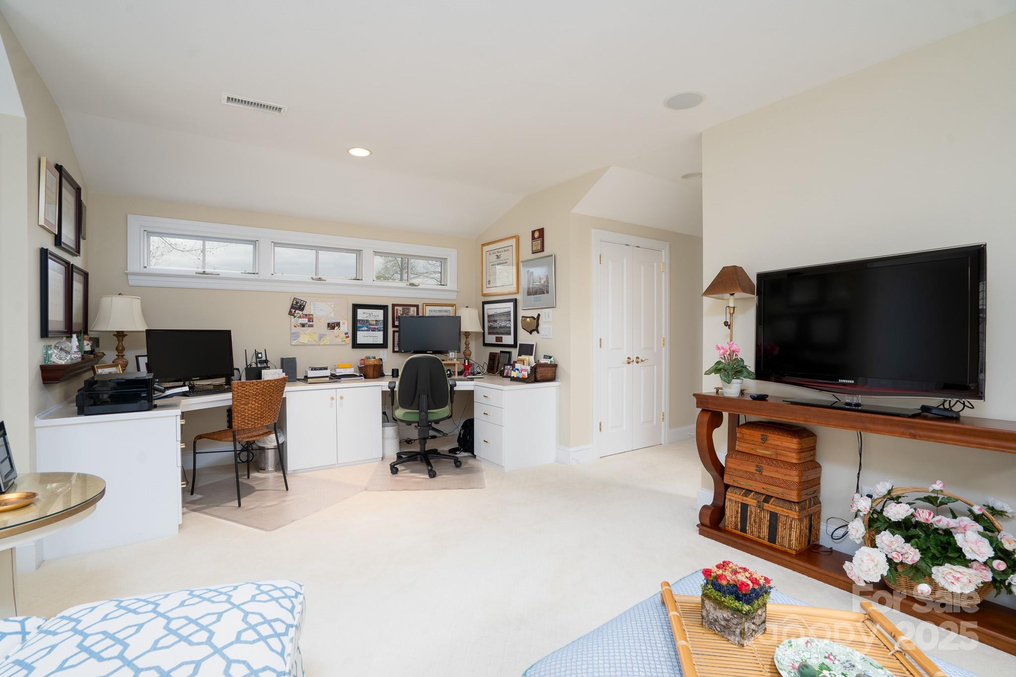 Uwharrie Point - Residential