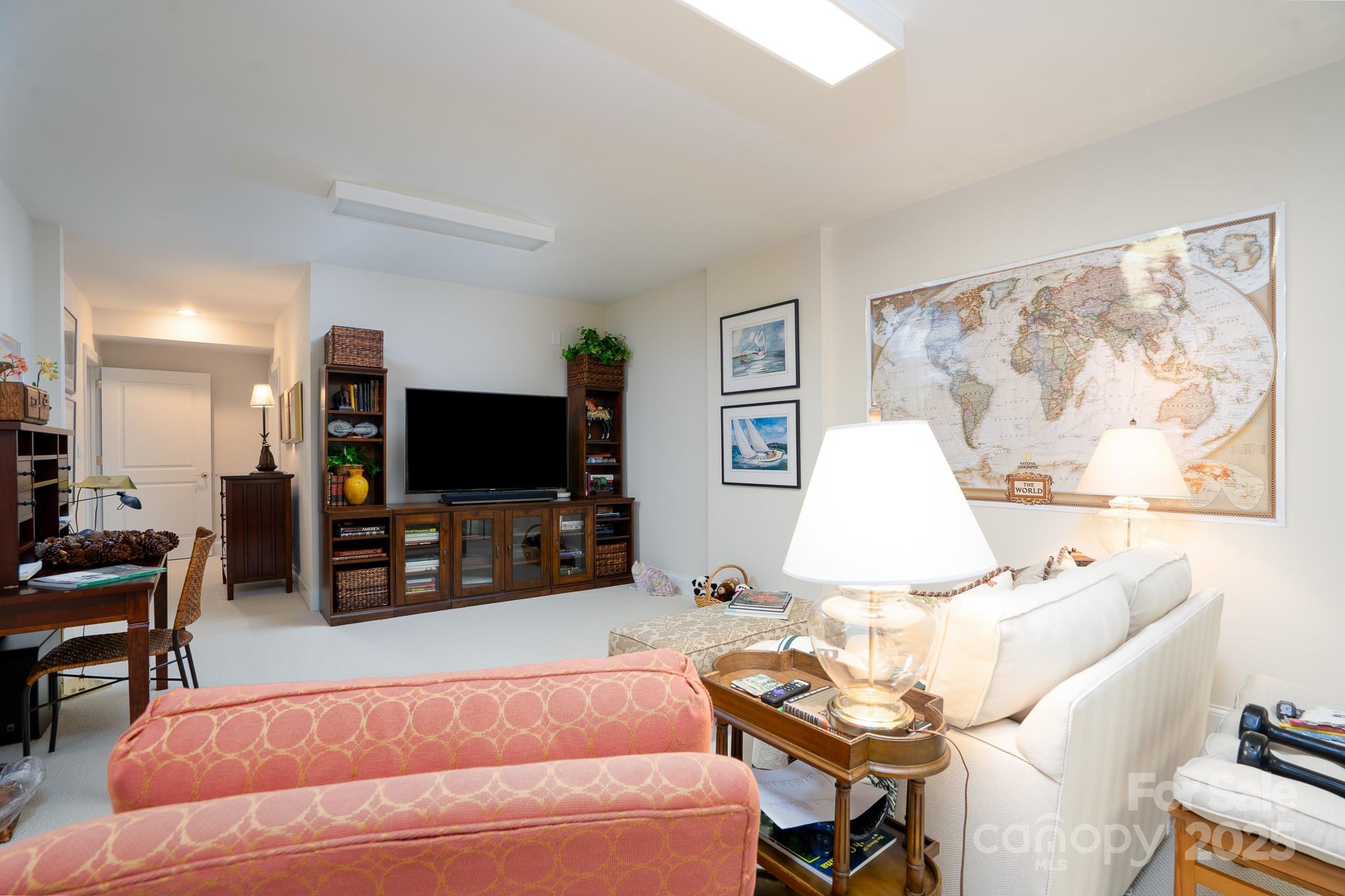 Uwharrie Point - Residential