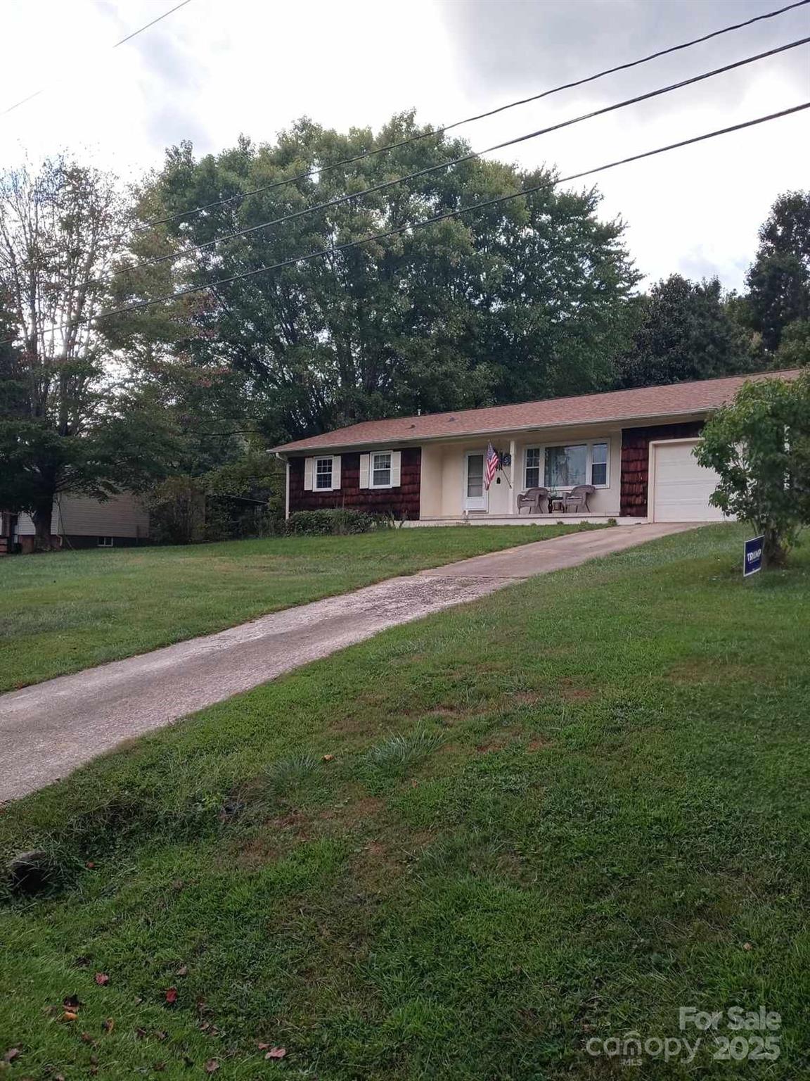 141 Cherokee Way