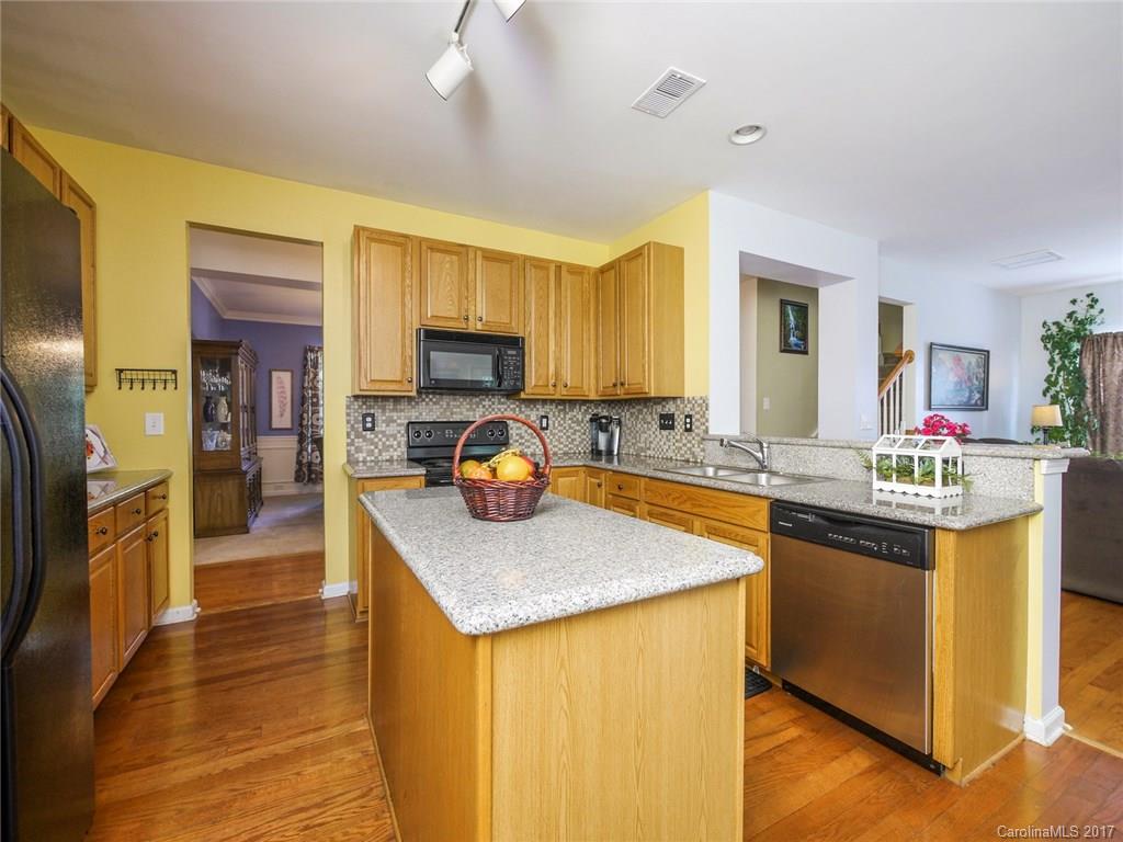 Old Stone Crossing - Residential