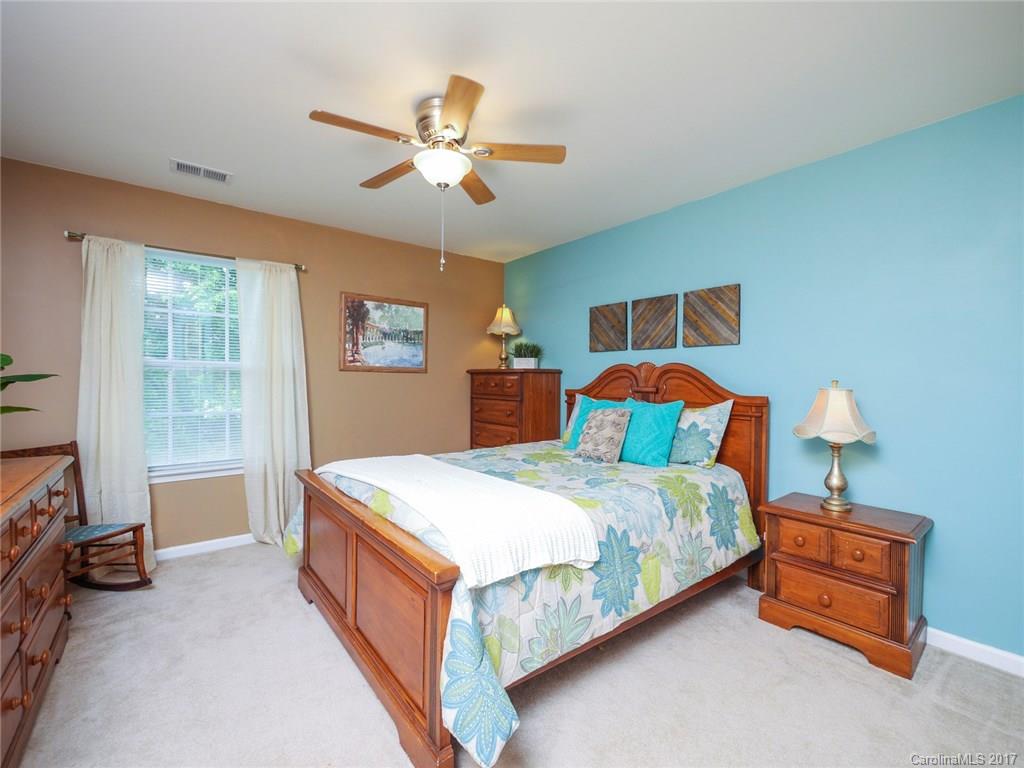 Old Stone Crossing - Residential