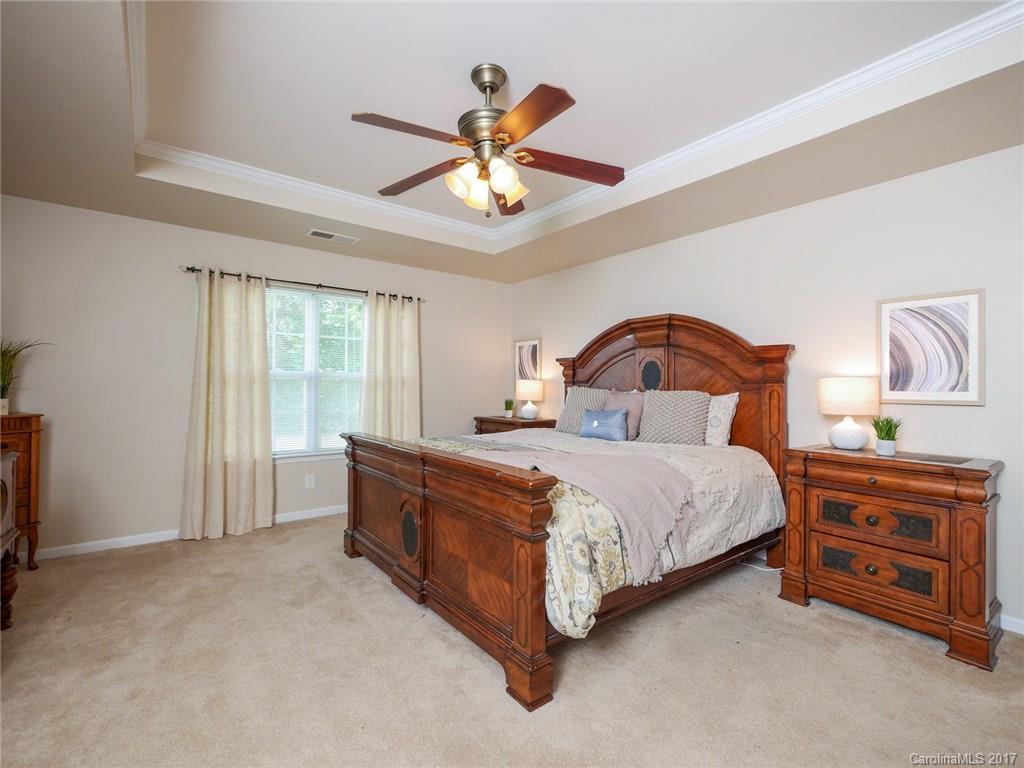 Old Stone Crossing - Residential