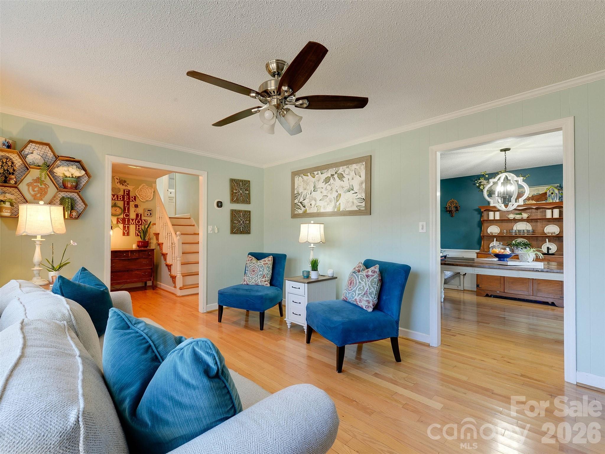 3021 University Drive