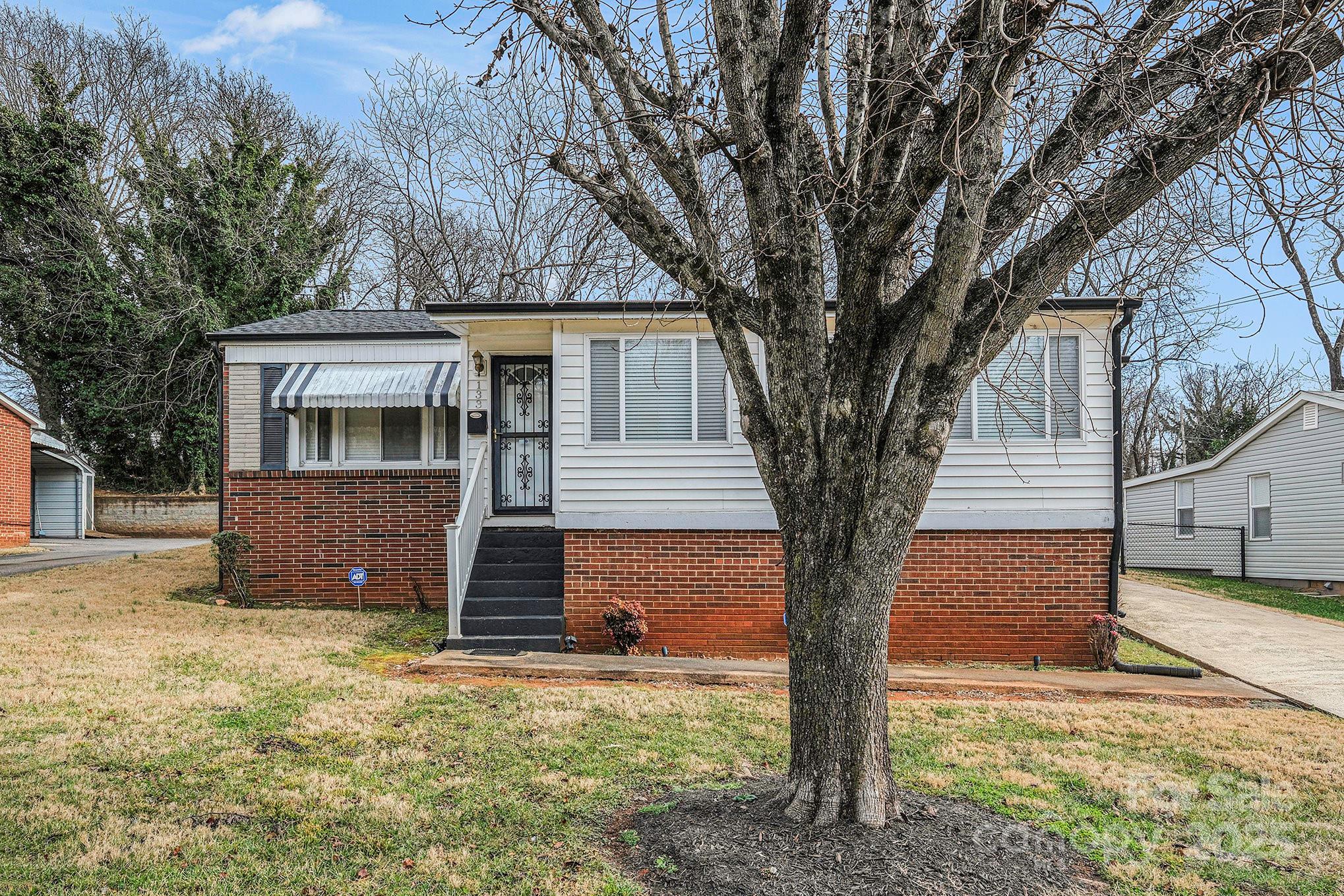 133 S Caldwell Avenue