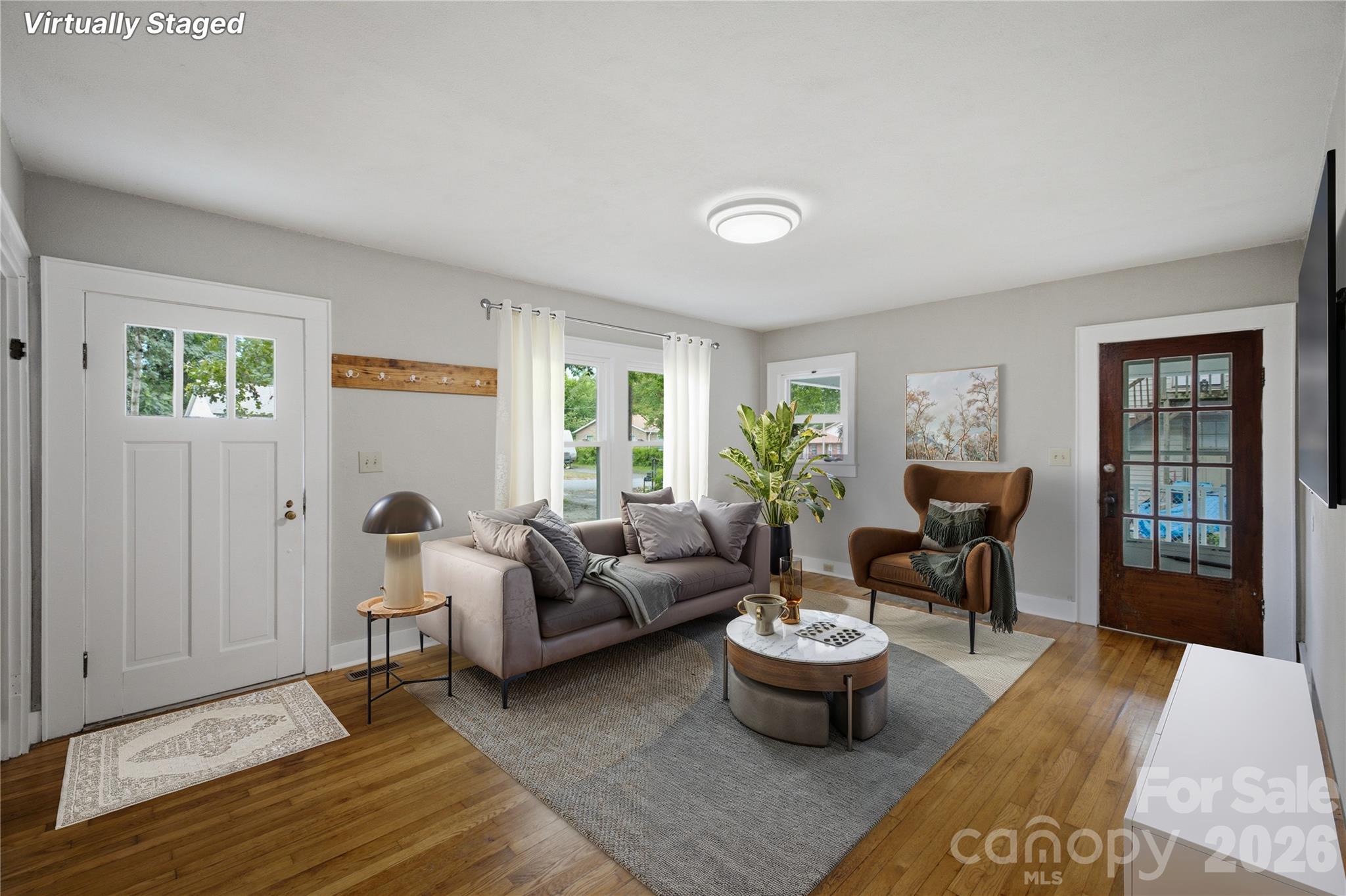 1909 2nd Avenue SW