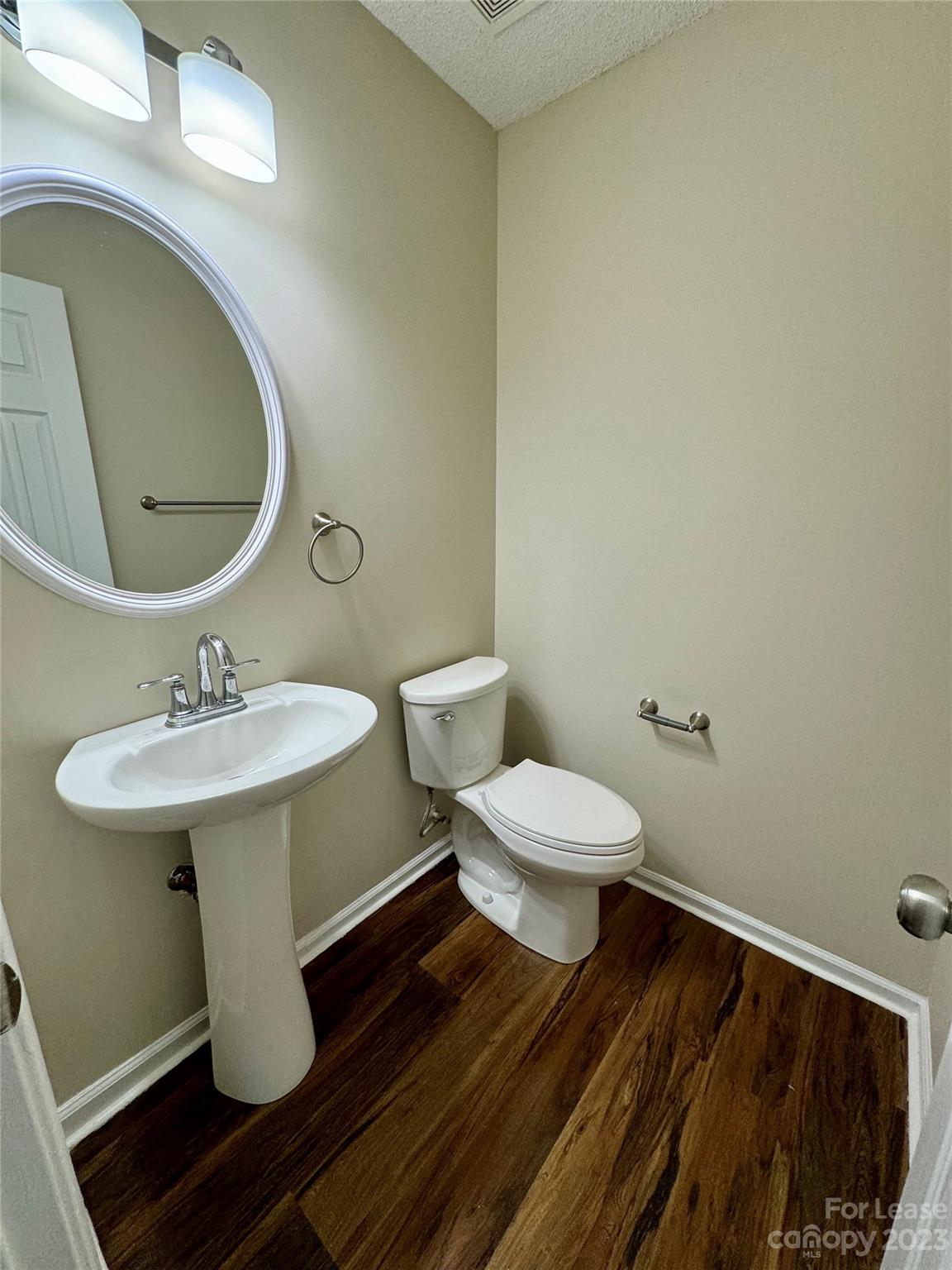 Steelecroft Place - Residential Lease