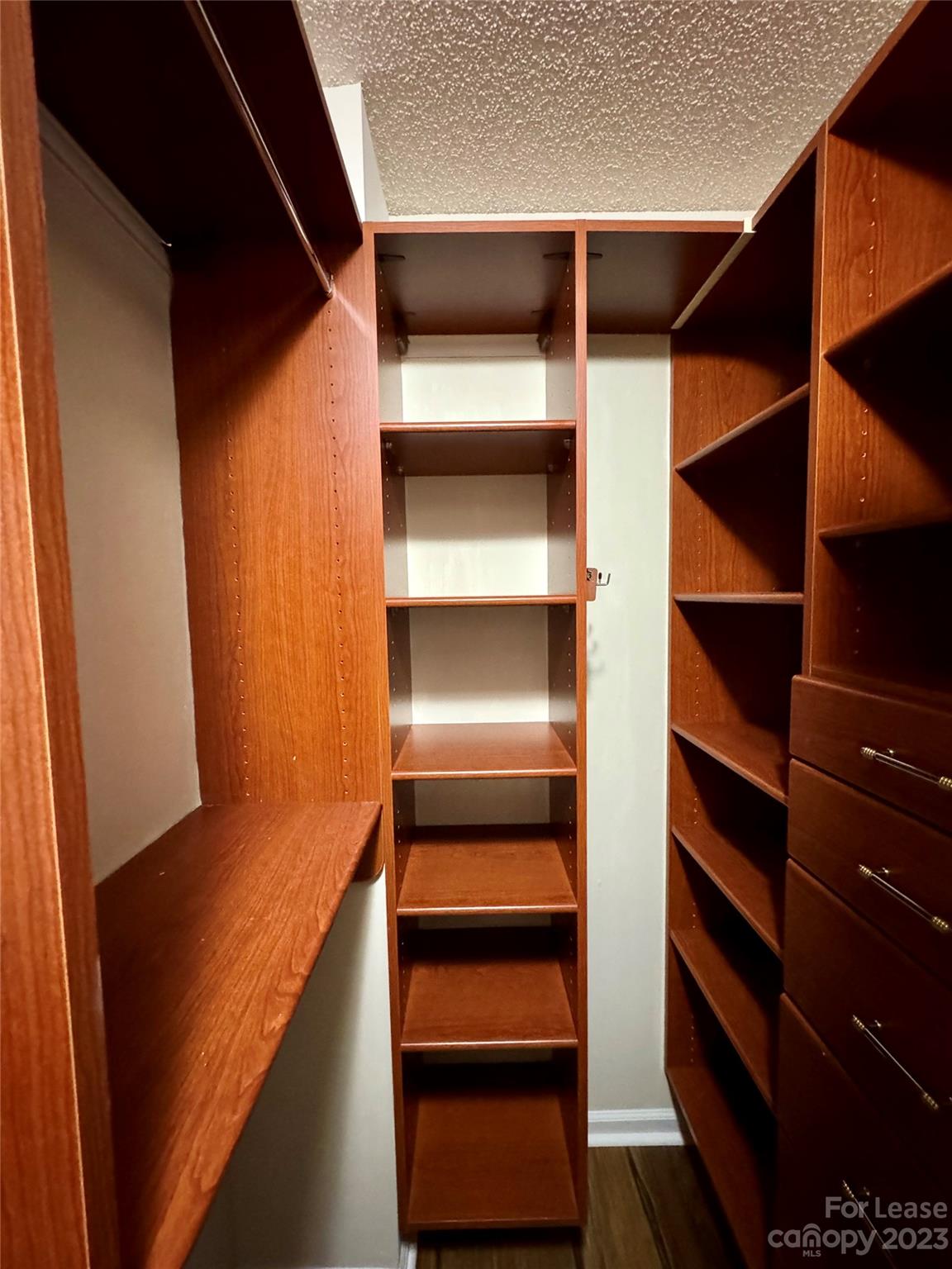 Steelecroft Place - Residential Lease