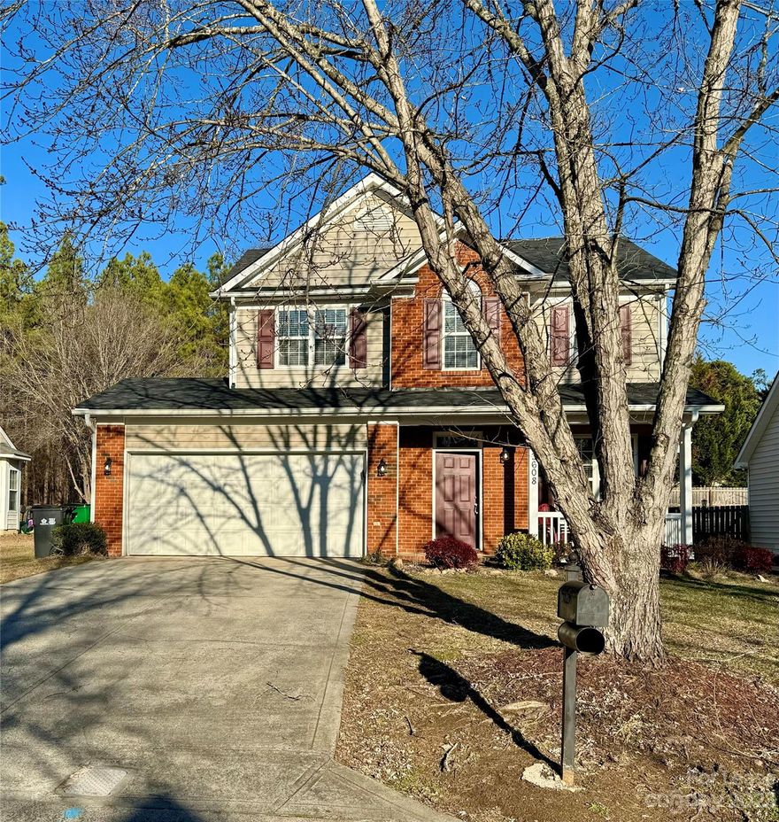 Cul-de-sac street in highly desirable Steelecroft!!! Ready for move in! Fresh paint, vinyl plank flooring throughout.  Front porch. Wooded backyard. Kitchen features a pantry and island for entertaining. Separate breakfast area. Master suite has a walk-in closet w/custom closet shelving, bath with dual sink vanity, garden tub & walk-in shower. Surround sound. Dryer is included but can be removed if desired.