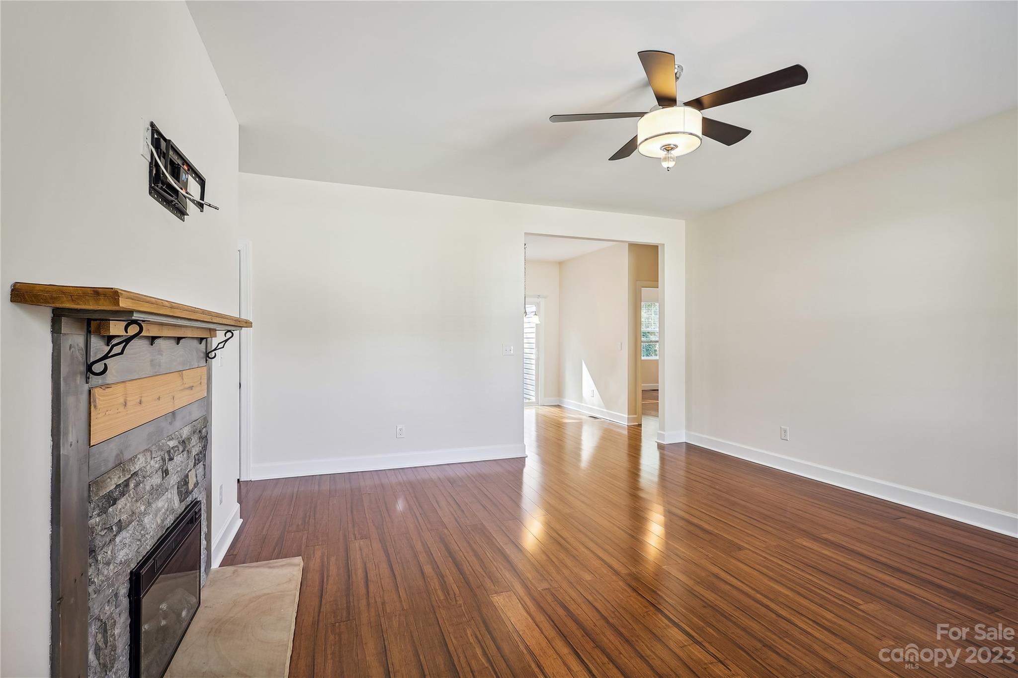Avery Lake - Residential