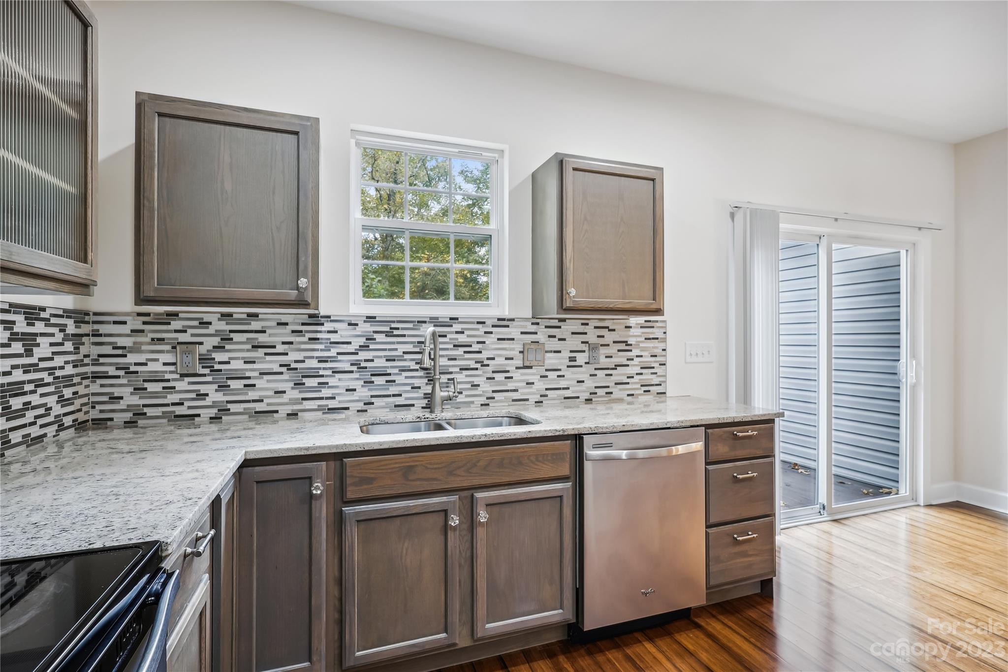 Avery Lake - Residential
