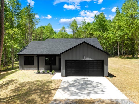 Photo of 136 Coolbrook Road, Statesville, NC 28625 (MLS # 4363557)