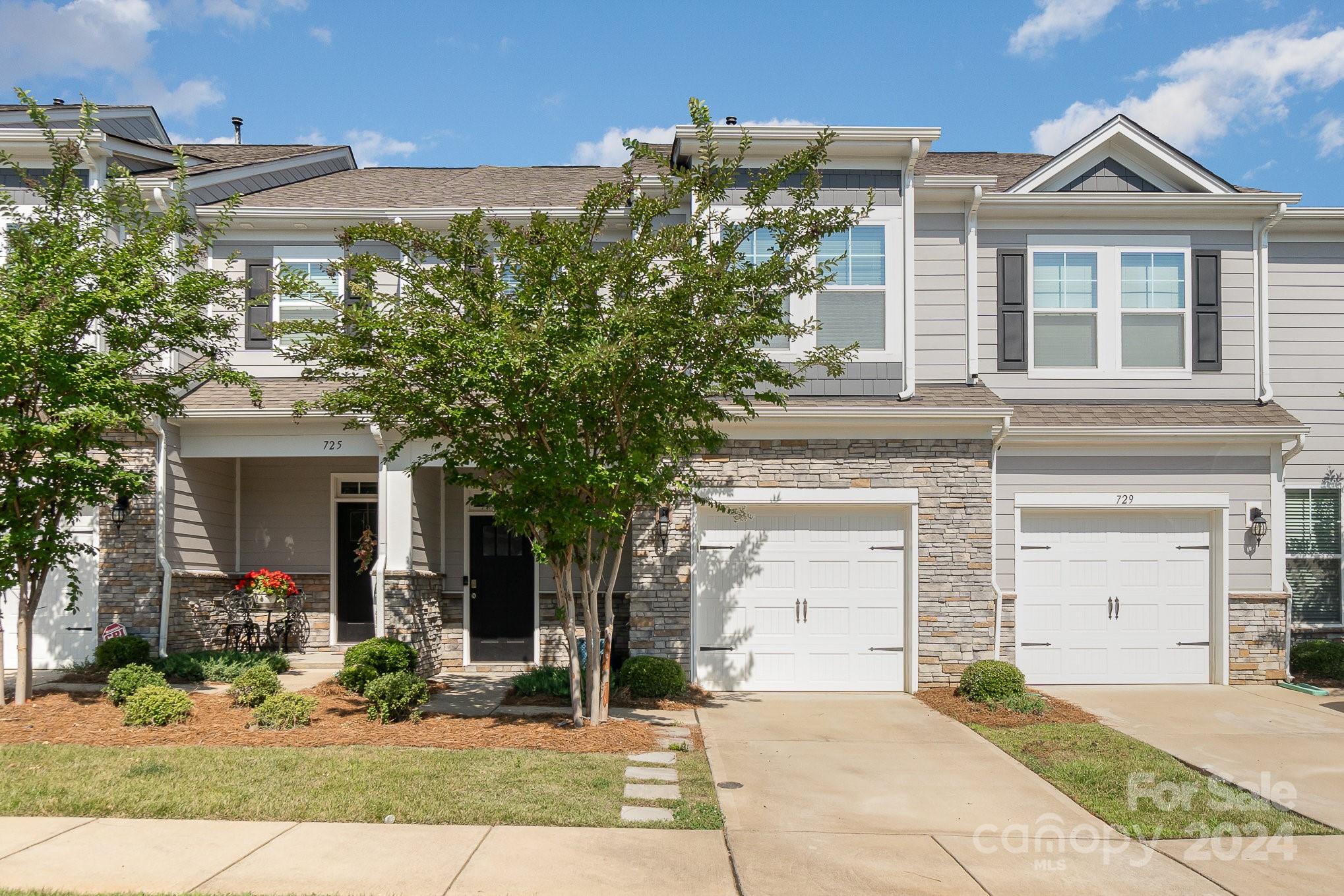 Ivy Ridge - Residential