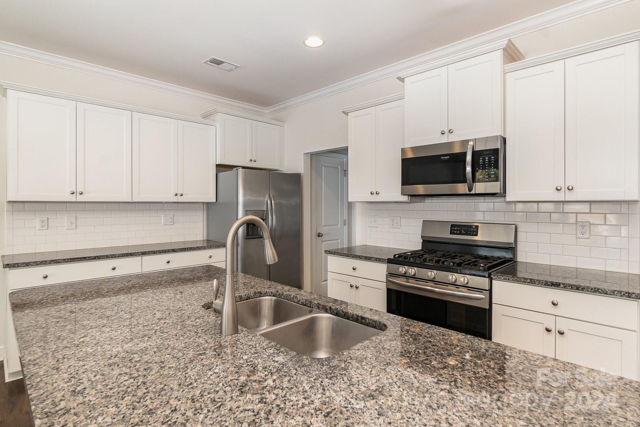 Ivy Ridge - Residential