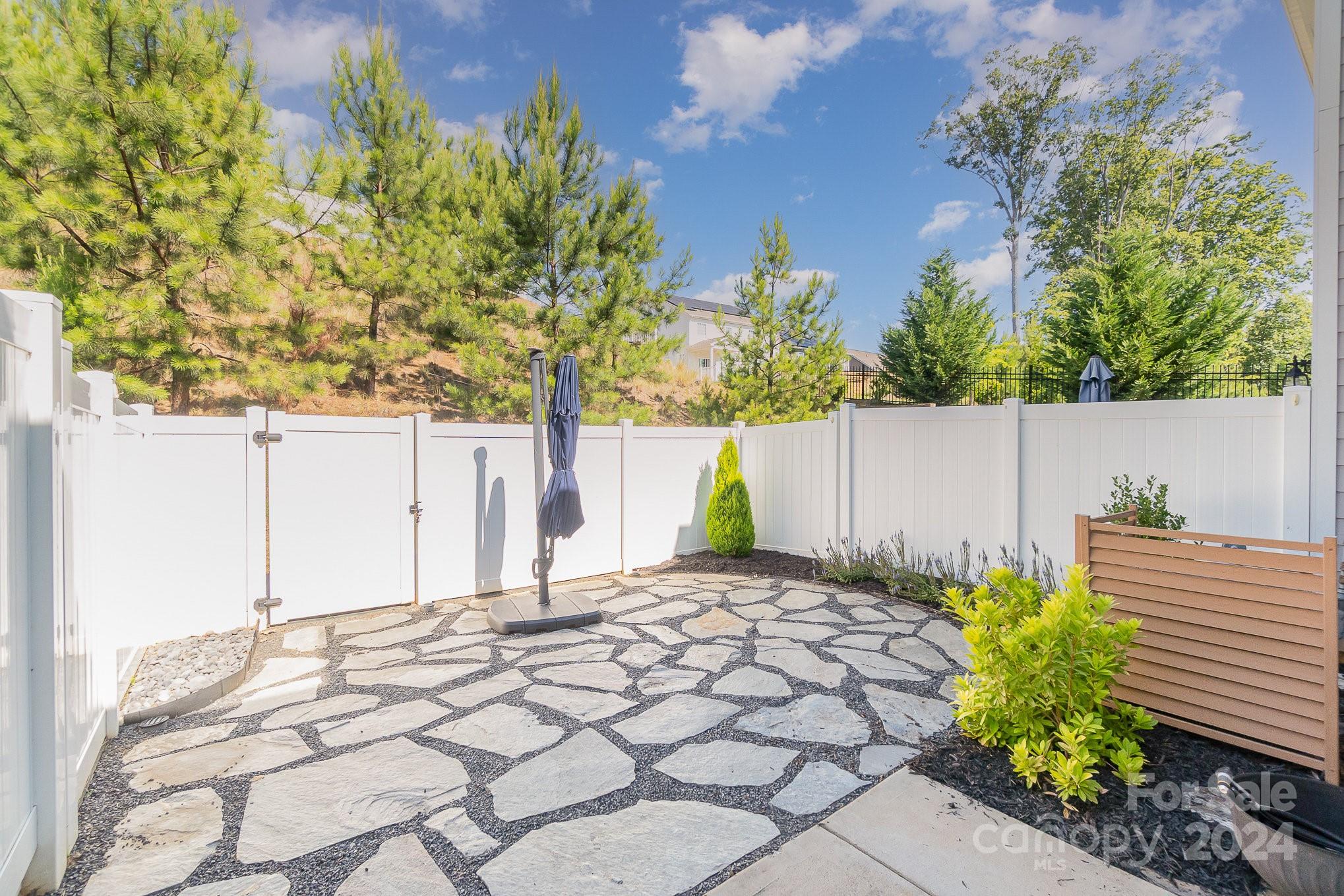 Ivy Ridge - Residential