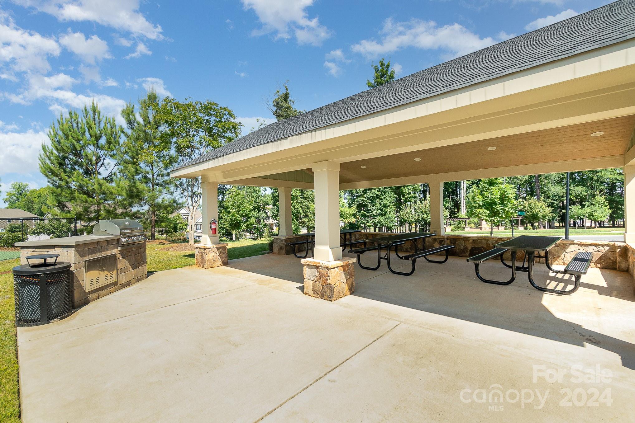 Ivy Ridge - Residential