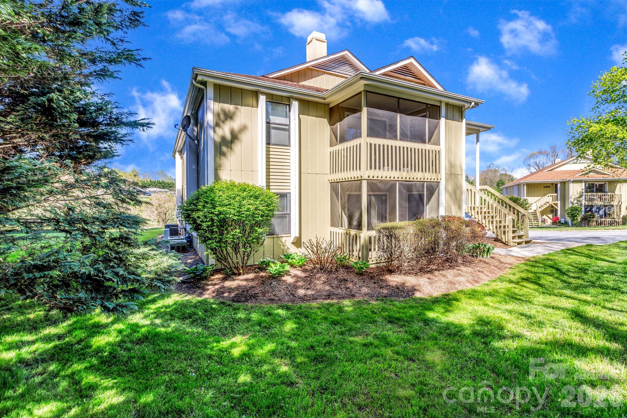 110 Heywood Road 11A