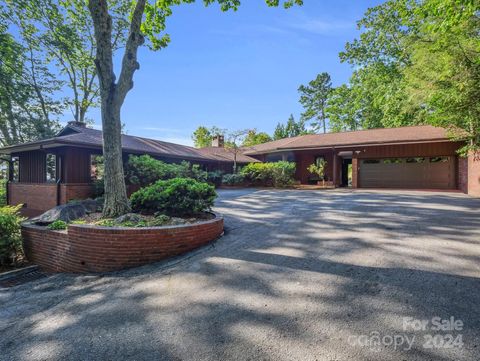 A home in Tryon