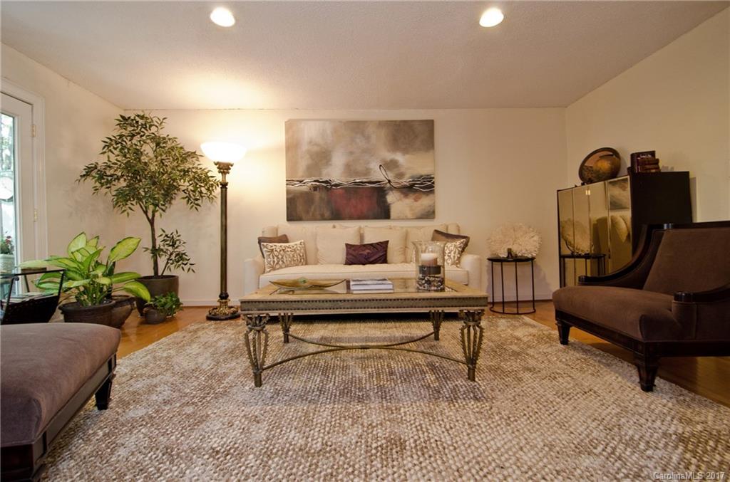 River Hills - Residential