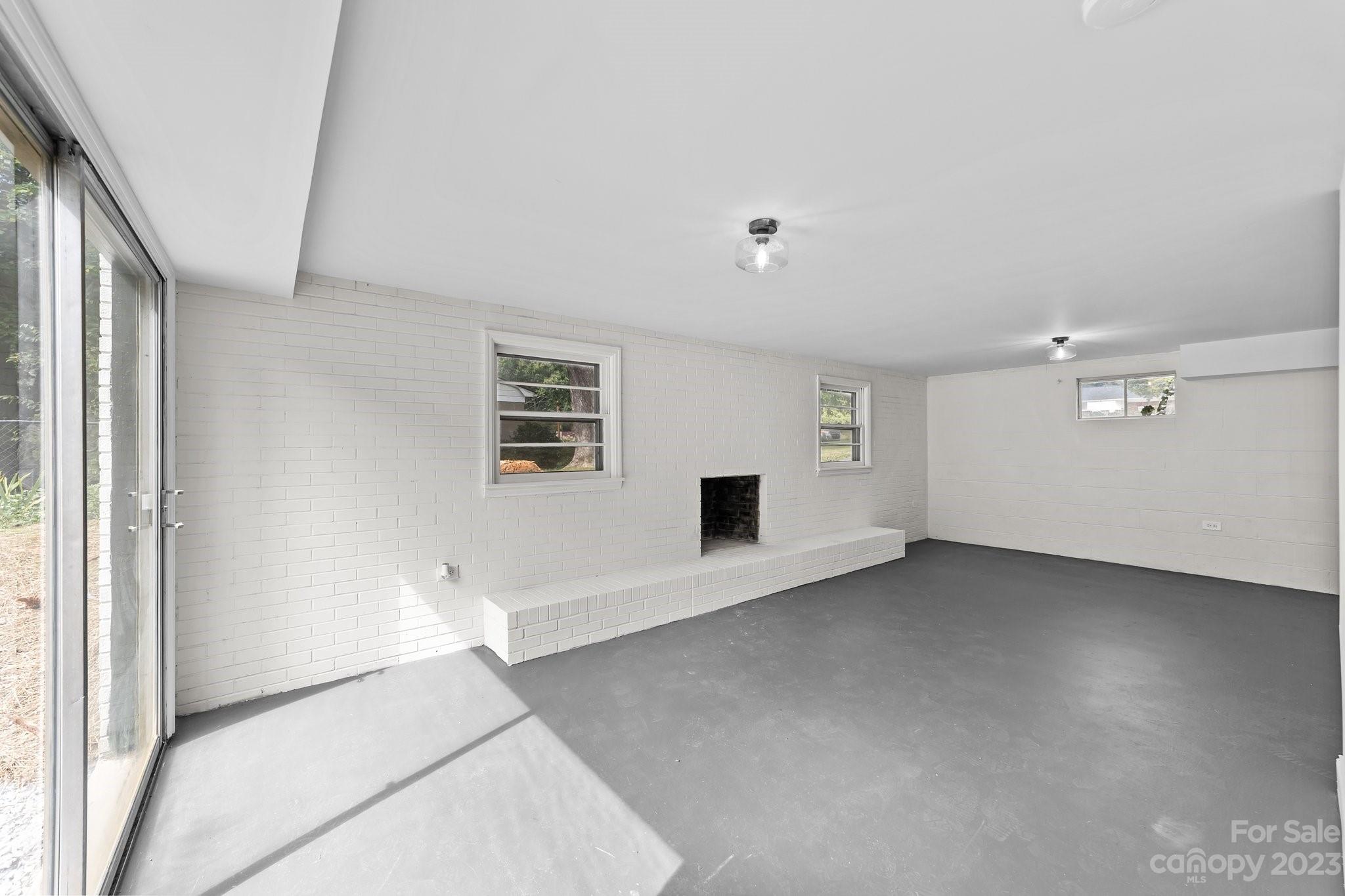 Meadowbrook - Residential