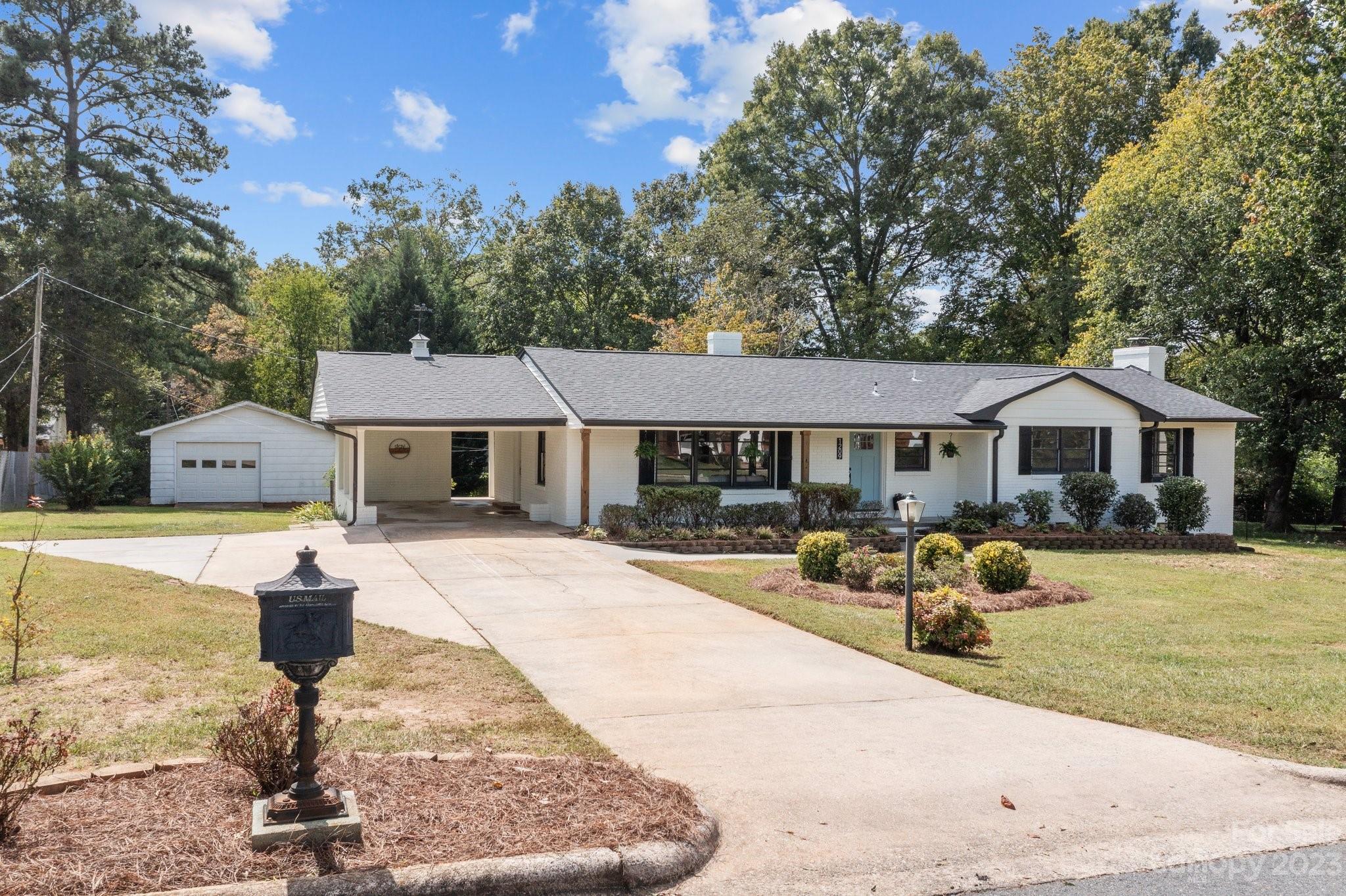 Meadowbrook - Residential