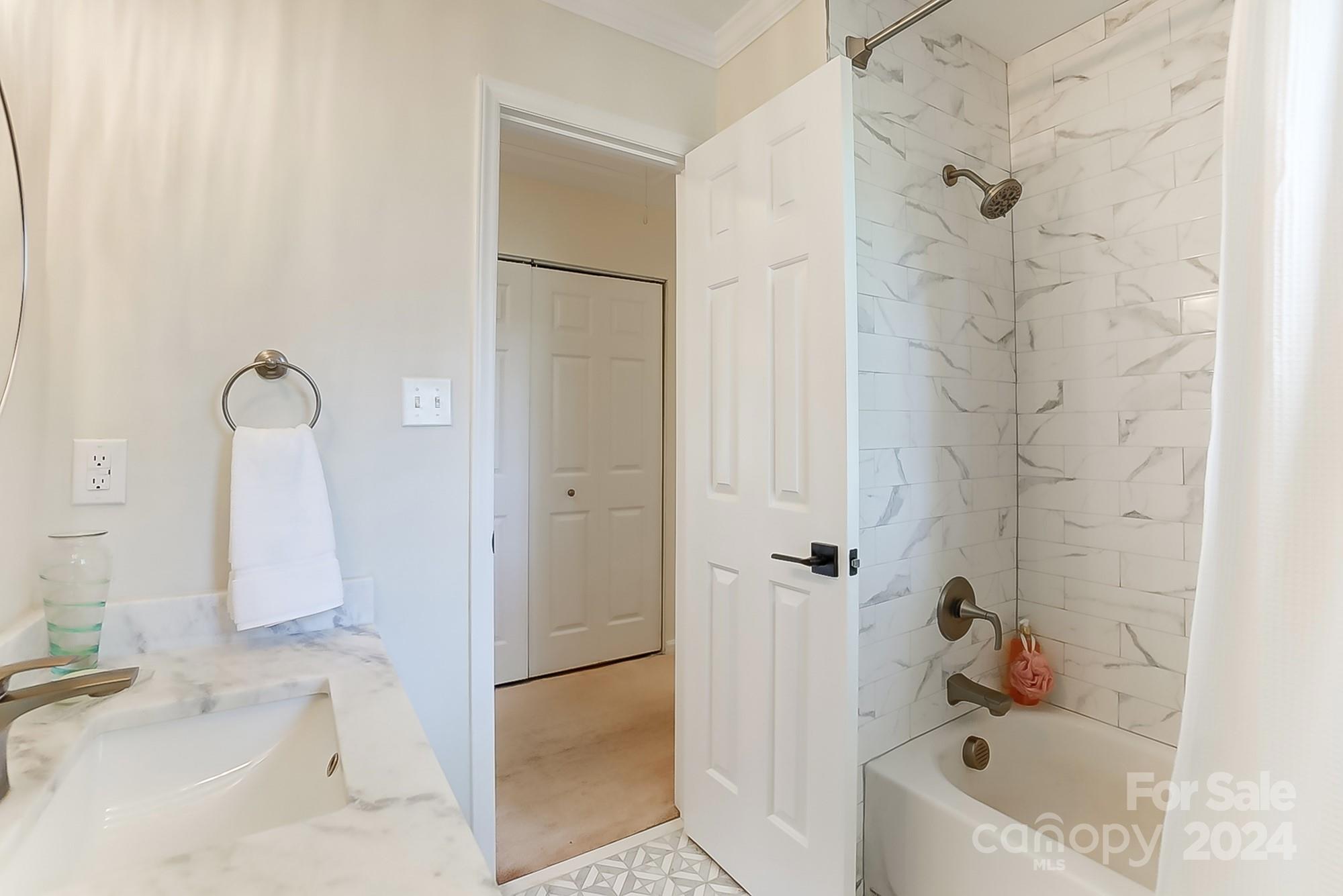 Raintree - Residential