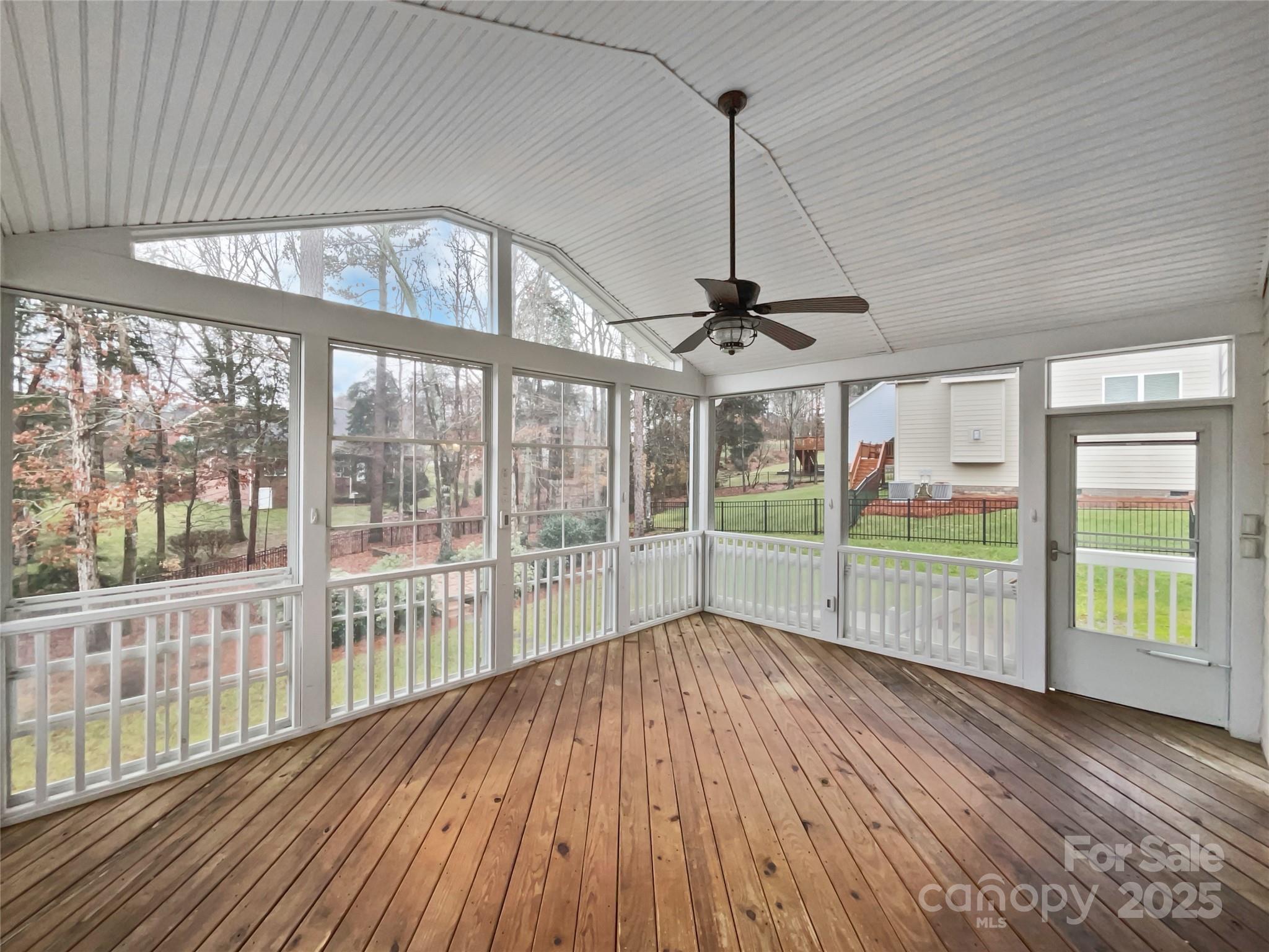 Waterford Glen - Residential