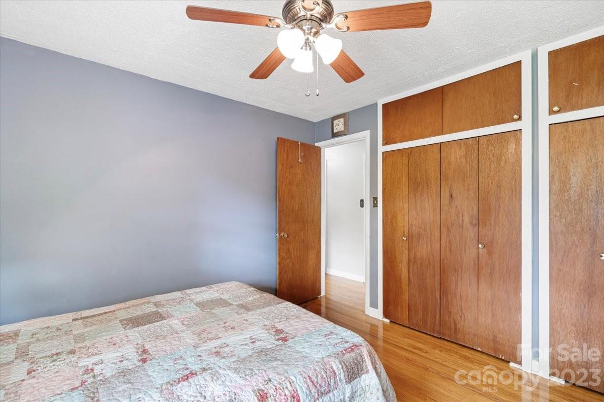 Sunset Park - Residential