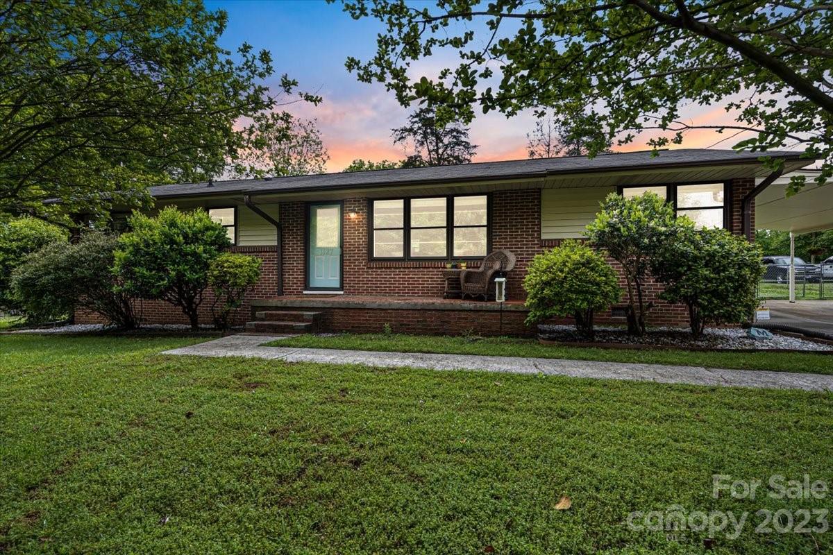 Sunset Park - Residential